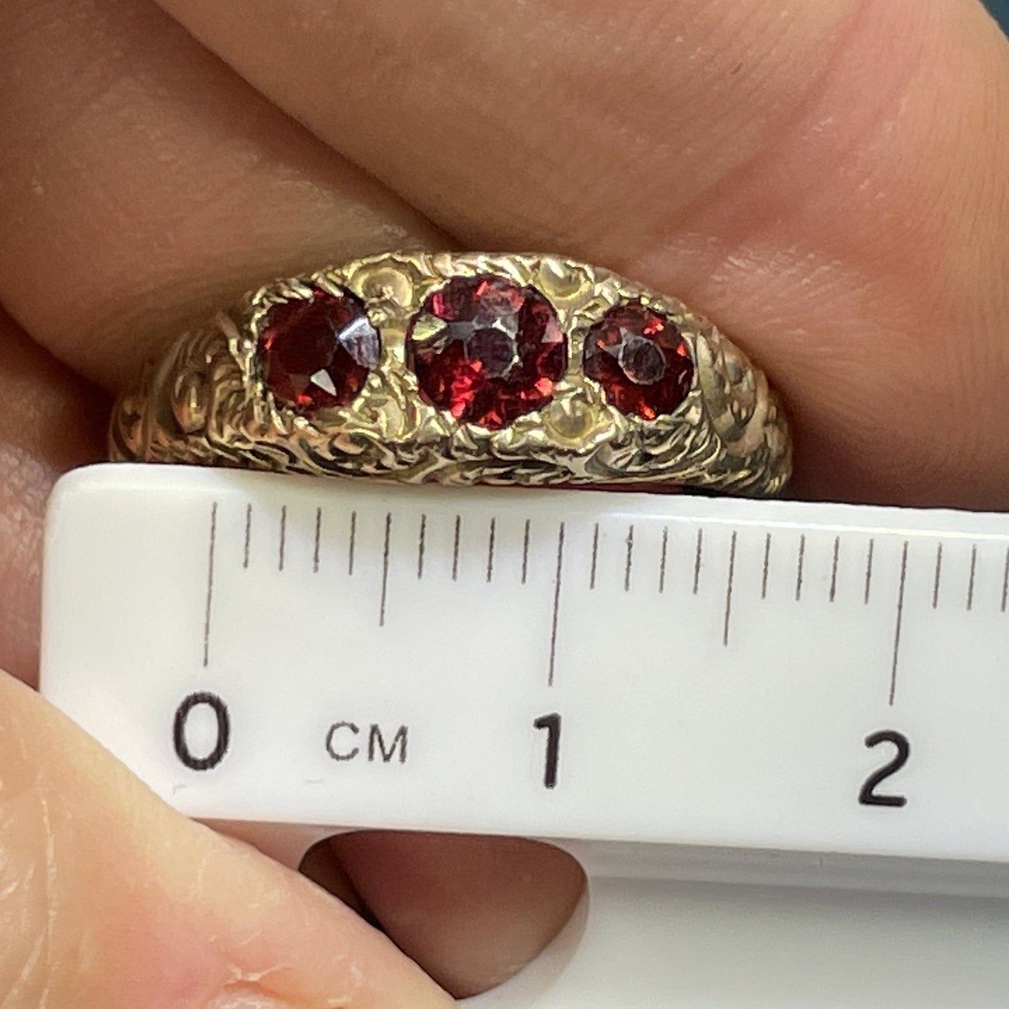10k Yellow Rose Gold Three Garnet GAMBLER's Ring.
