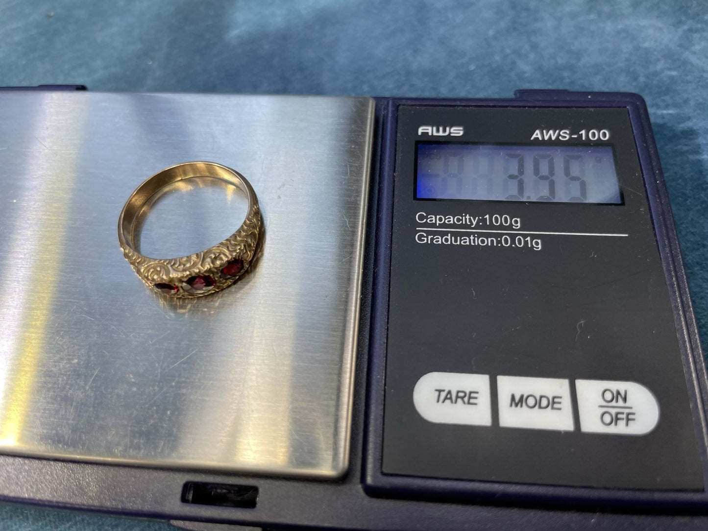 10k Yellow Rose Gold Three Garnet GAMBLER's Ring.