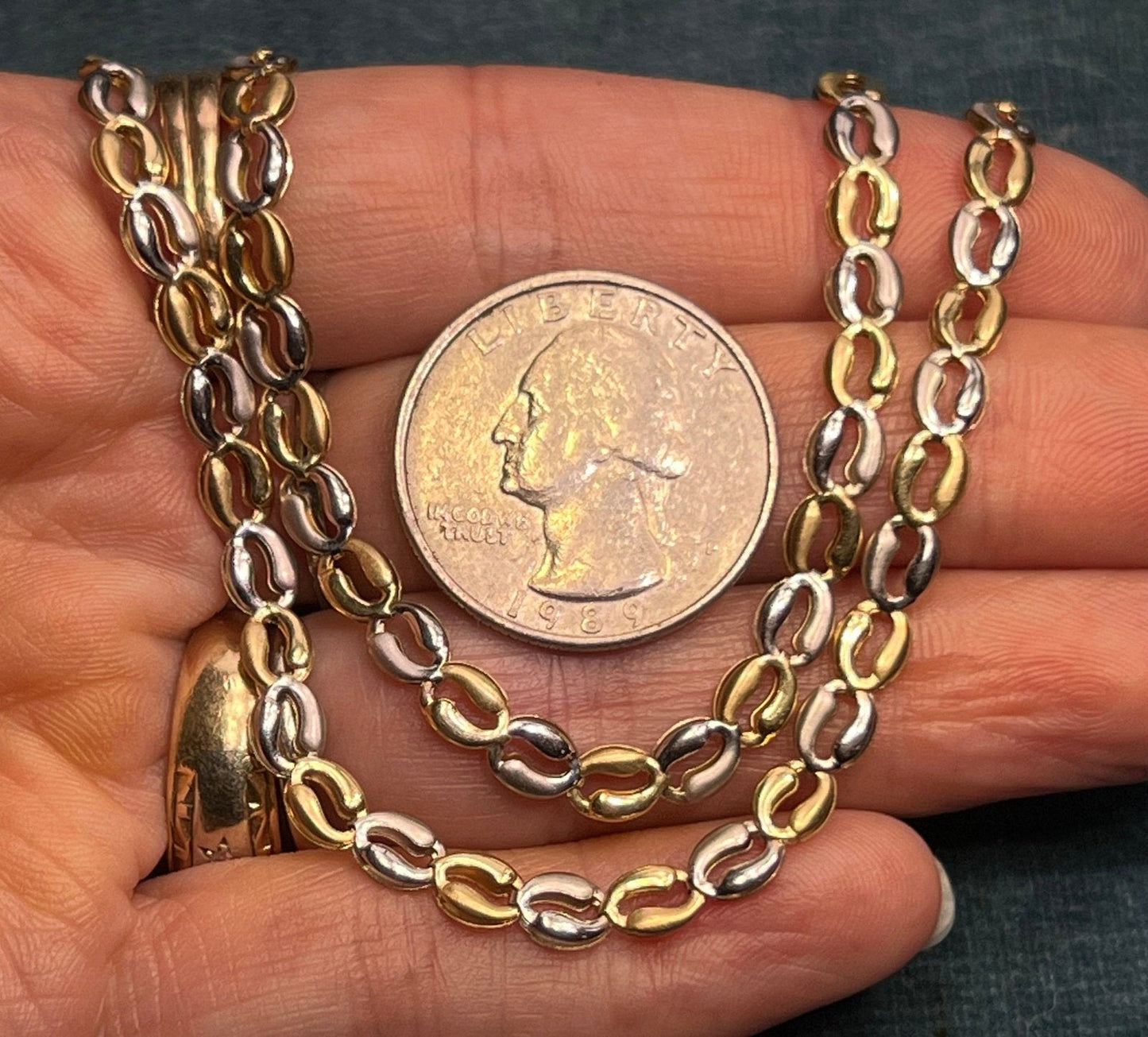 10k Yellow + White Gold 5mm Mariner Chain Link Necklace. 6.4g