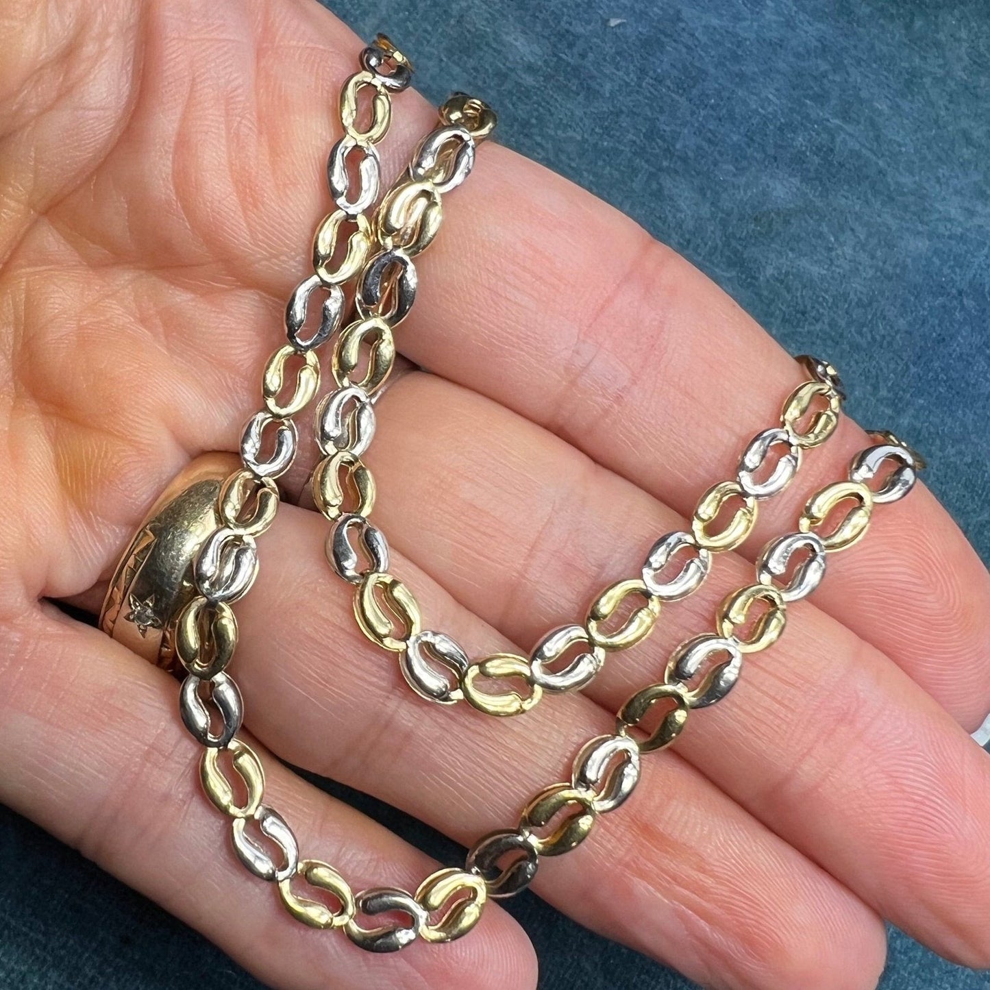 10k Yellow + White Gold 5mm Mariner Chain Link Necklace. 6.4g