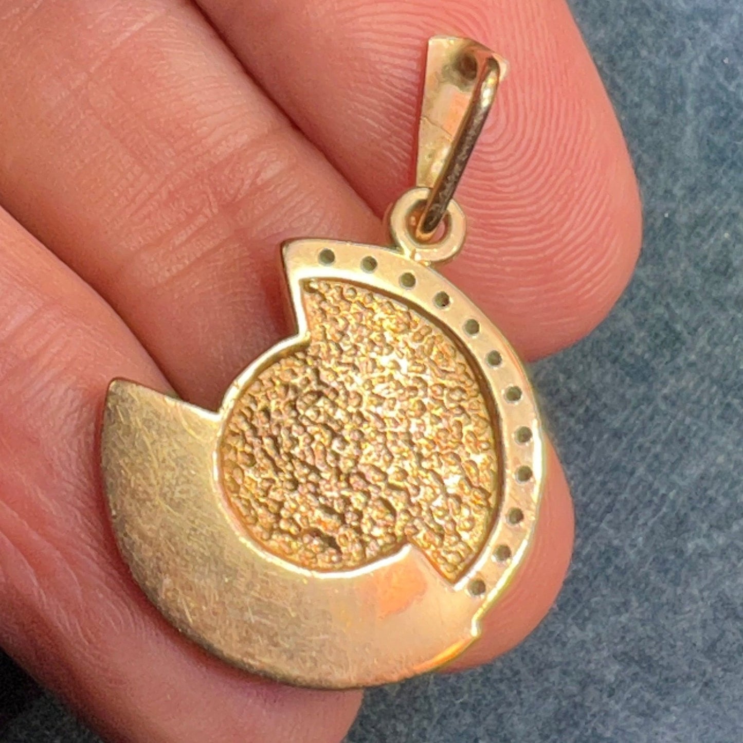 14K Yellow Gold Inlaid Mother of Pearl Abalone SUNBURST Pendant