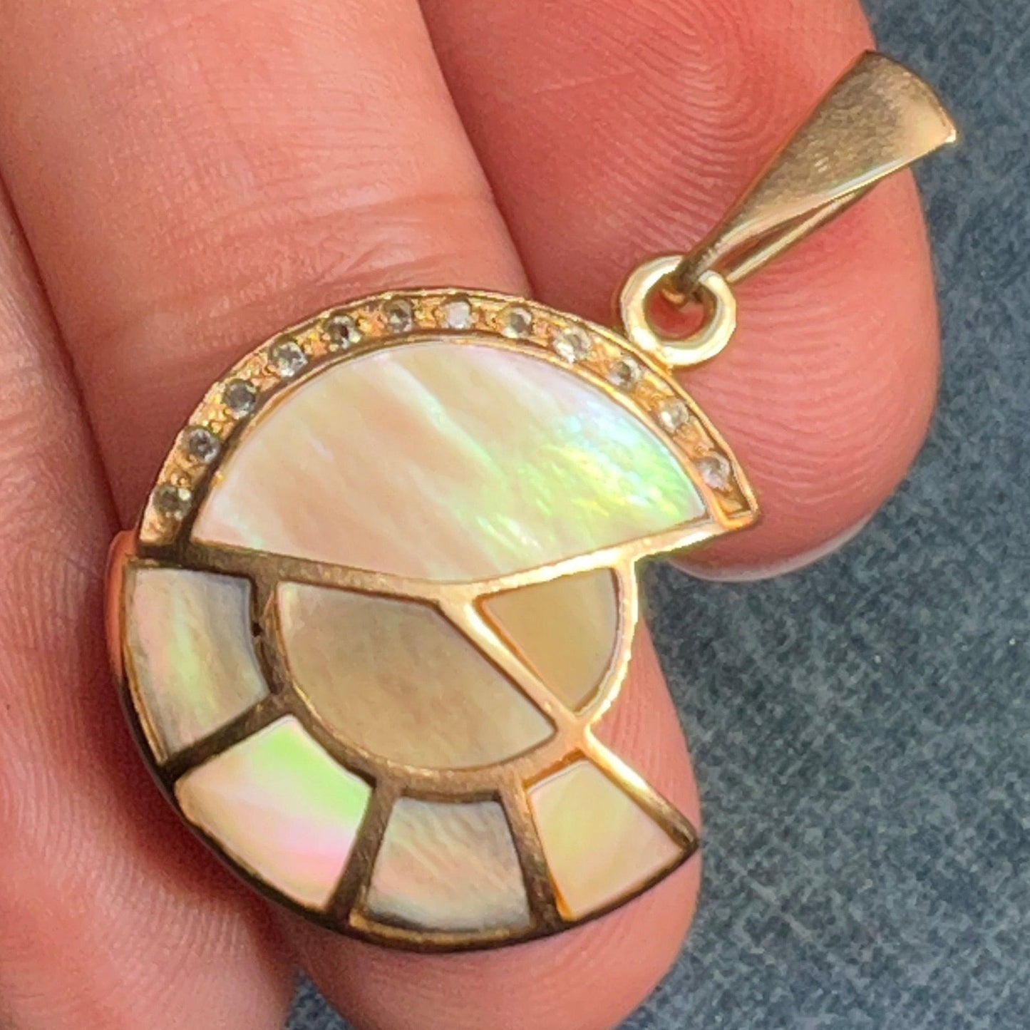 14K Yellow Gold Inlaid Mother of Pearl Abalone SUNBURST Pendant