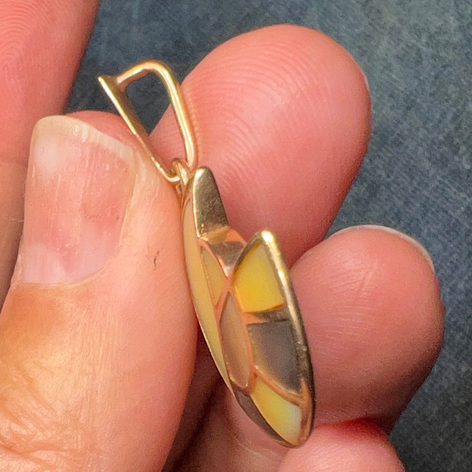 14K Yellow Gold Inlaid Mother of Pearl Abalone SUNBURST Pendant