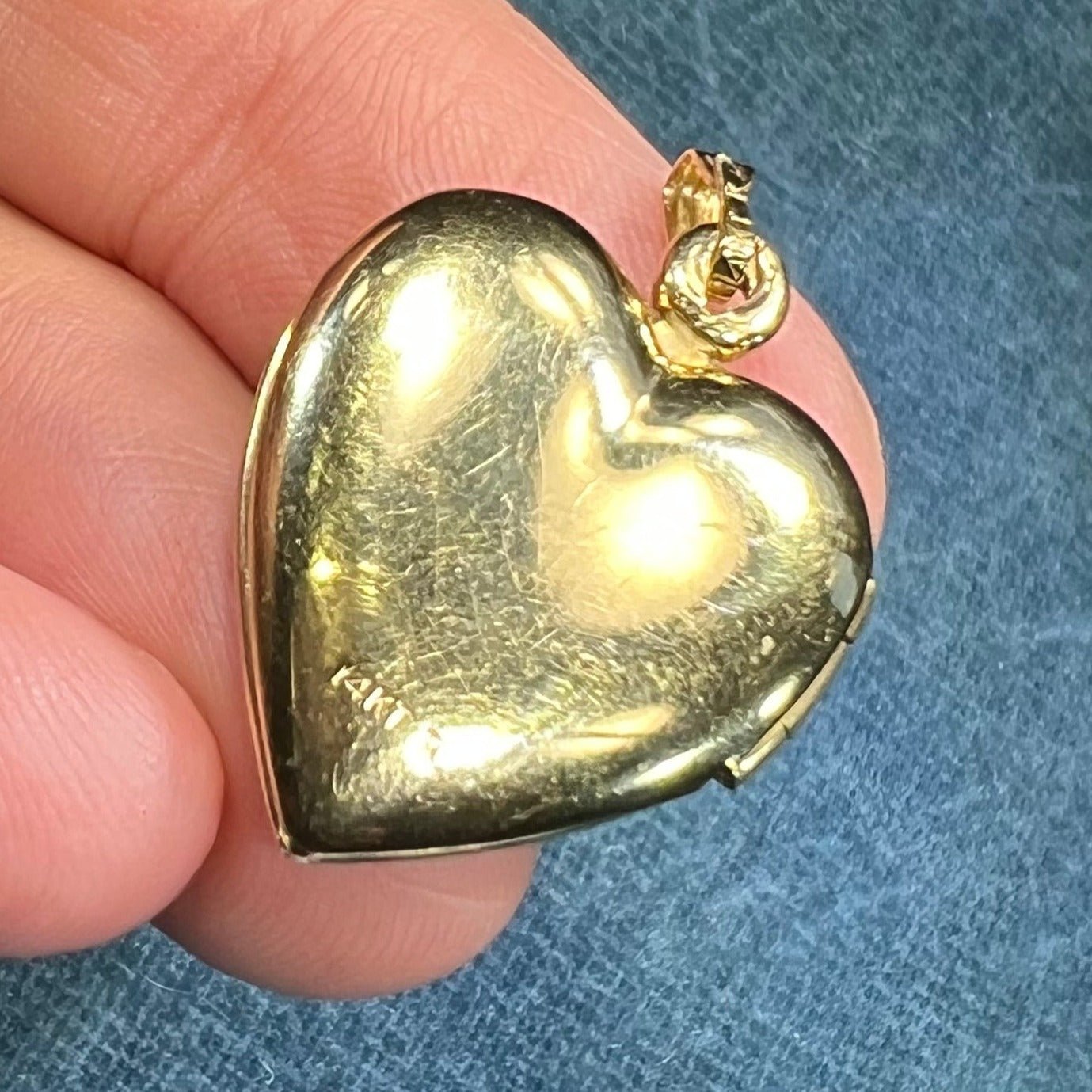 14k Gold Antique Window Locket Heart Pendant **Mementos!**