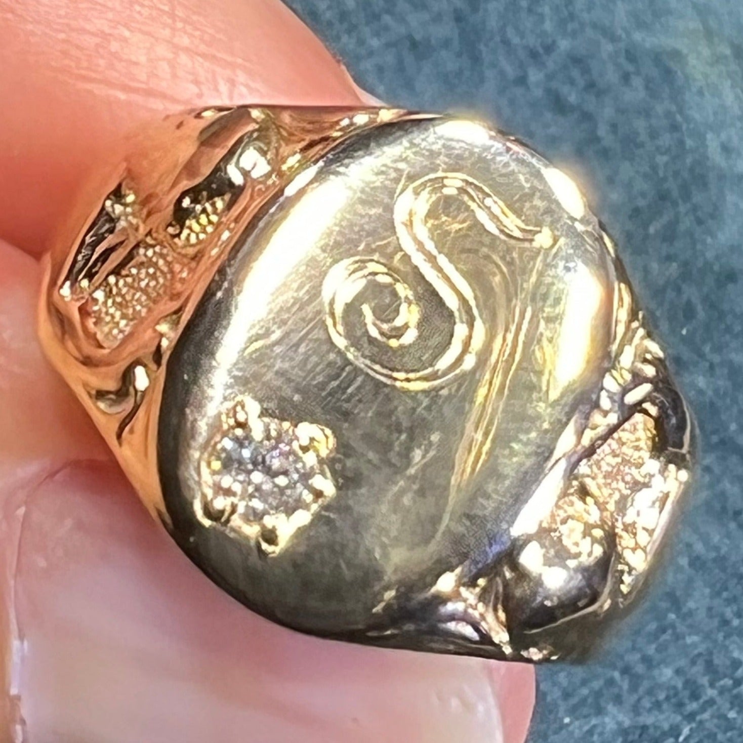 14k Gold Art Deco Signet Ring w Fairy Nudes + Diamond *Video*