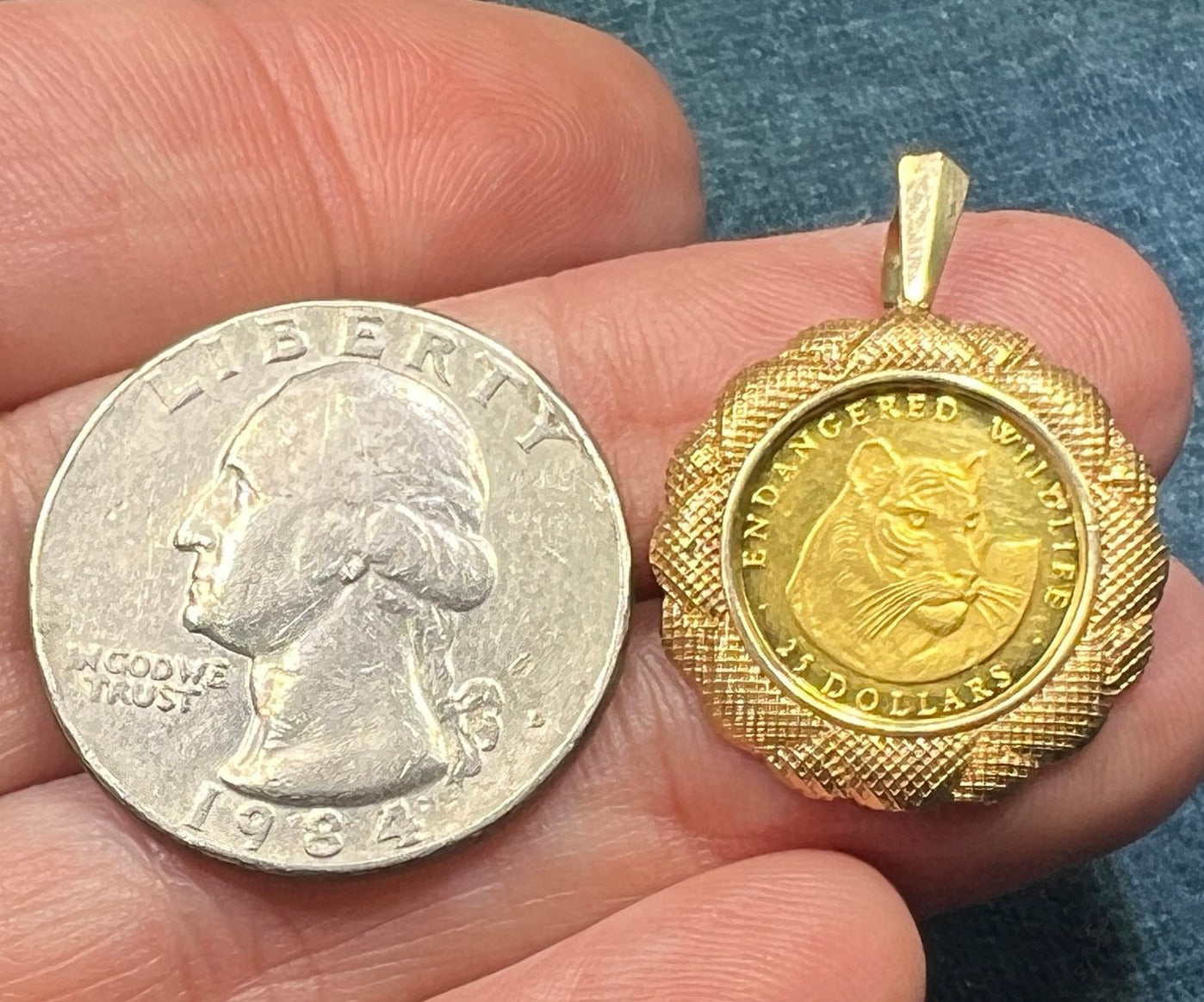 14k Gold Bezel Pendant w Endangered Tiger RARE Cook Islands Coin