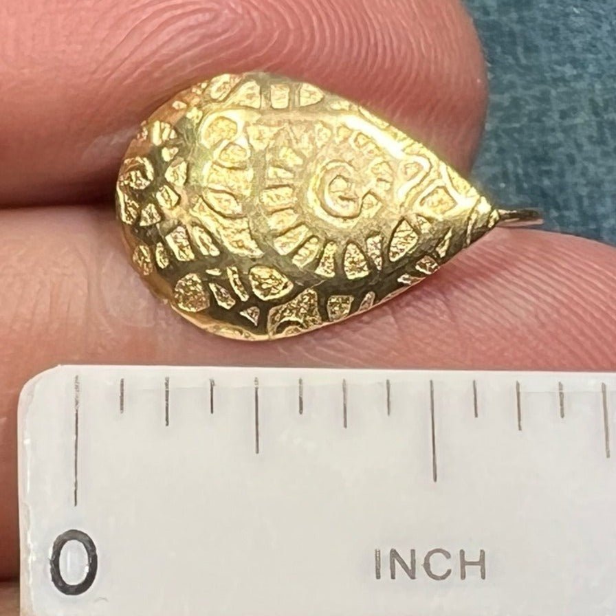 14k Gold Embossed Paisley Nautilus Design Shell Teardrop Drop Earrings