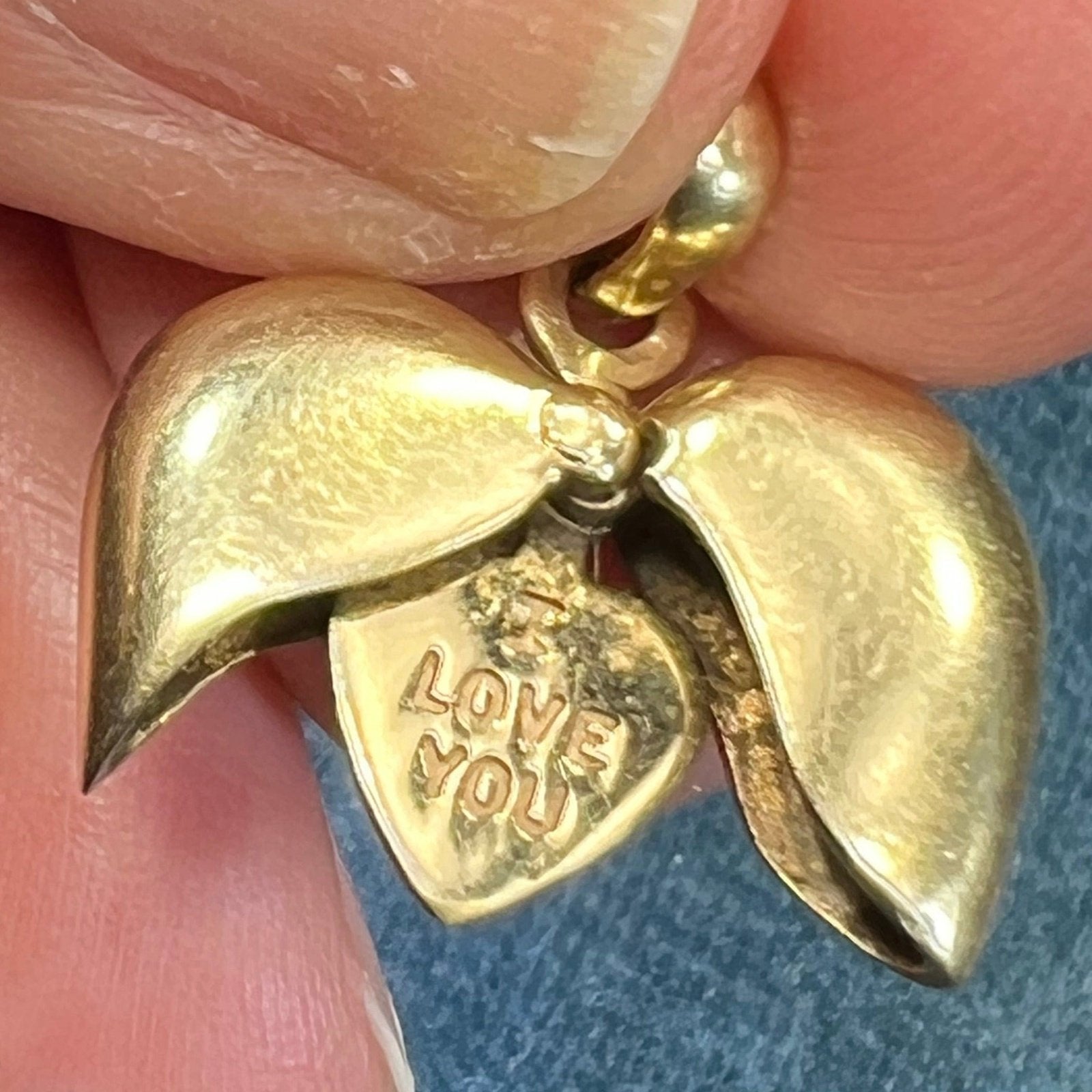 14k Gold Heart Pendant w Secret Message: "I LOVE You". Opens!