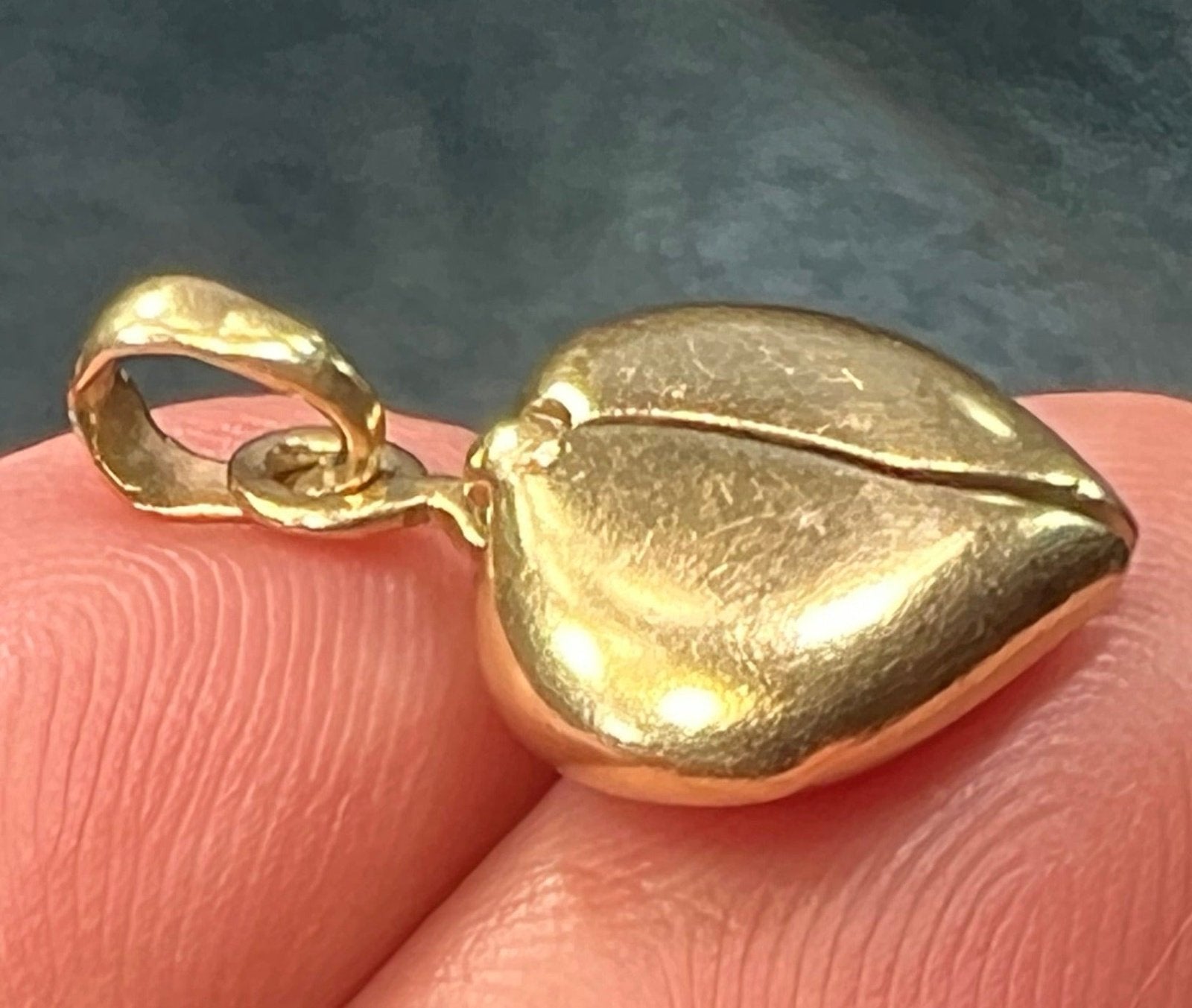 14k Gold Heart Pendant w Secret Message: "I LOVE You". Opens!