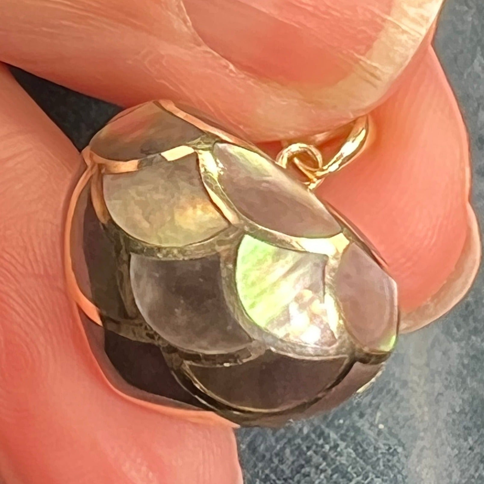 14k Gold Inlaid Black Shell MERMAID's HEART Pendant *Video*