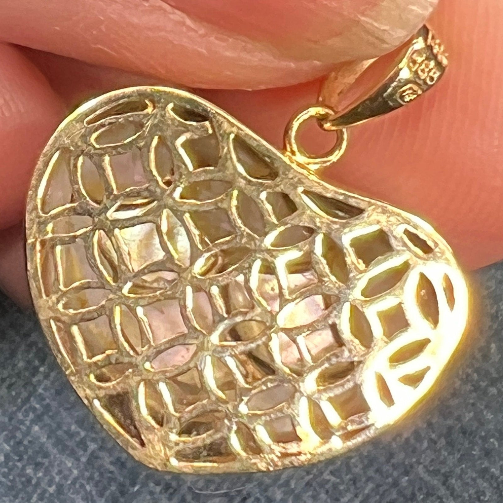 14k Gold Inlaid Black Shell MERMAID's HEART Pendant *Video*
