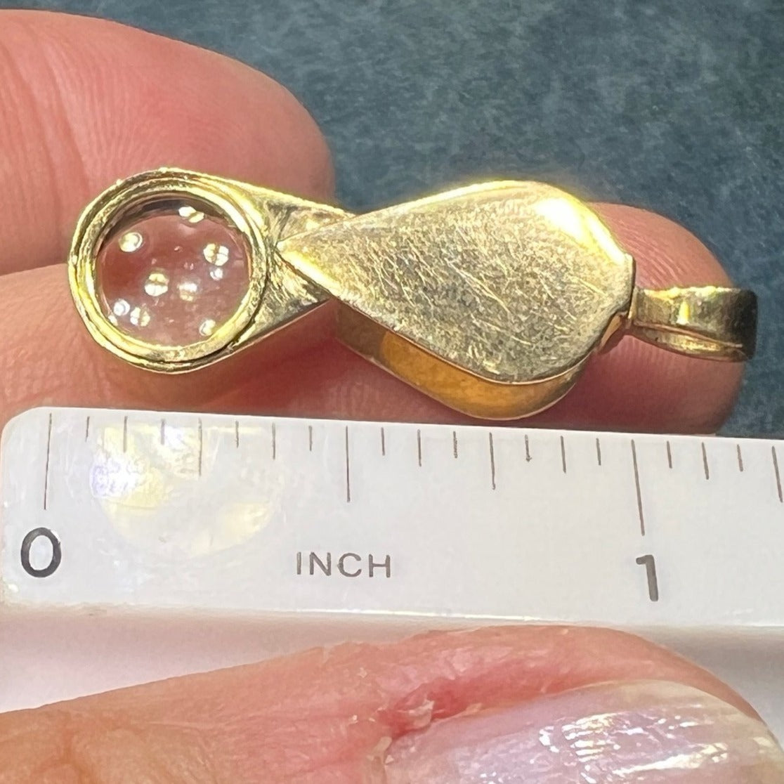 14k Gold Jeweler's LOUPE Magnifier Pendant. 6g. WORKS! *TINY*