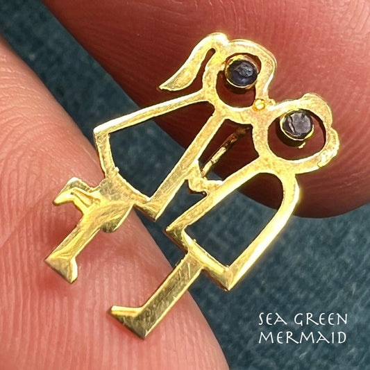 14k Gold Kissing Sweethearts Pendant. Tiny!