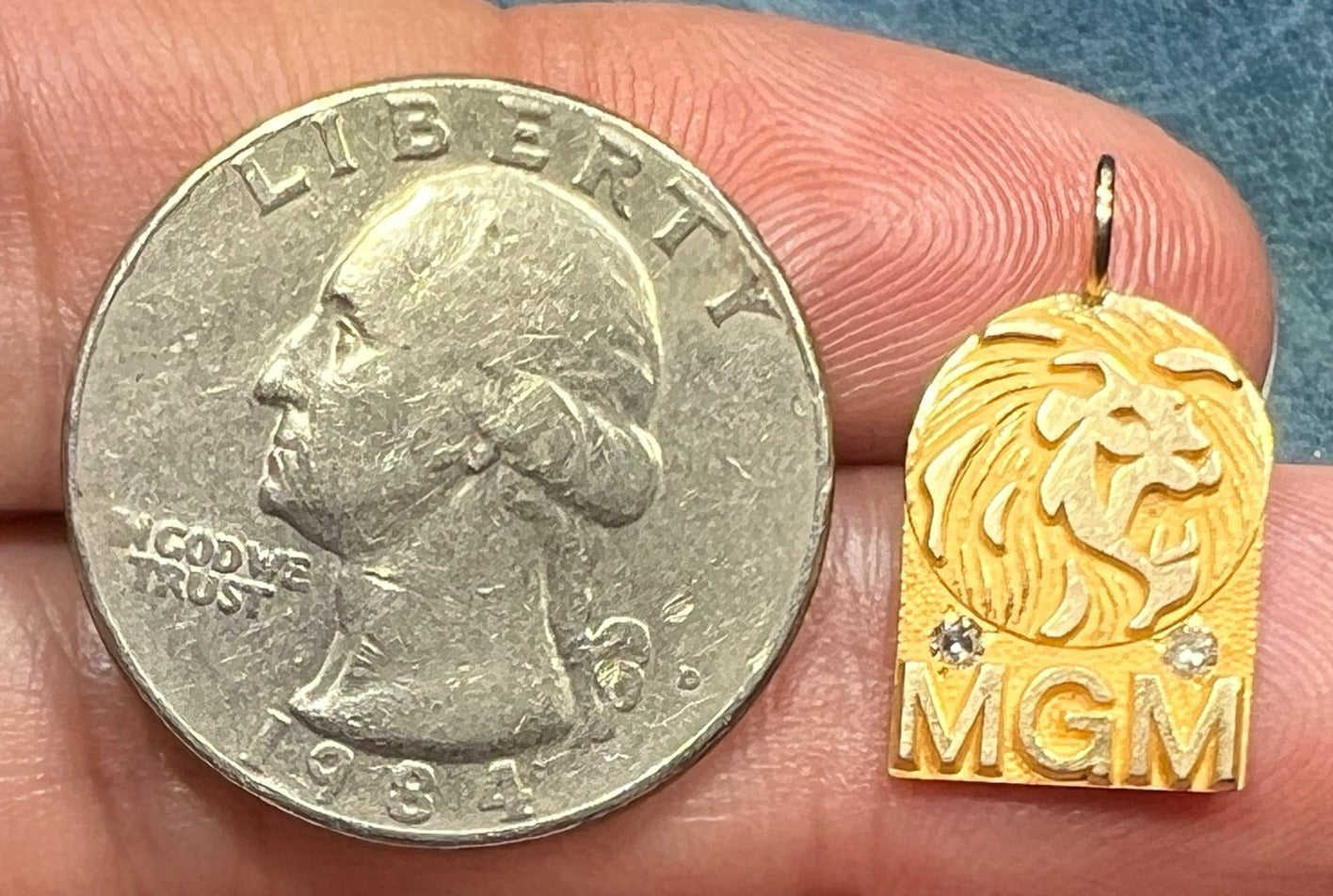 14k Gold MGM LION Pendant w Gypsy-Set Diamonds *RARE*