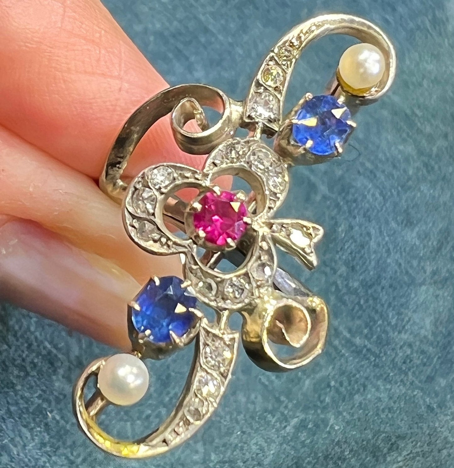 14k Gold Rose-Cut Diamond + Sapphire Silver-Top Ring. Victorian 1.3"