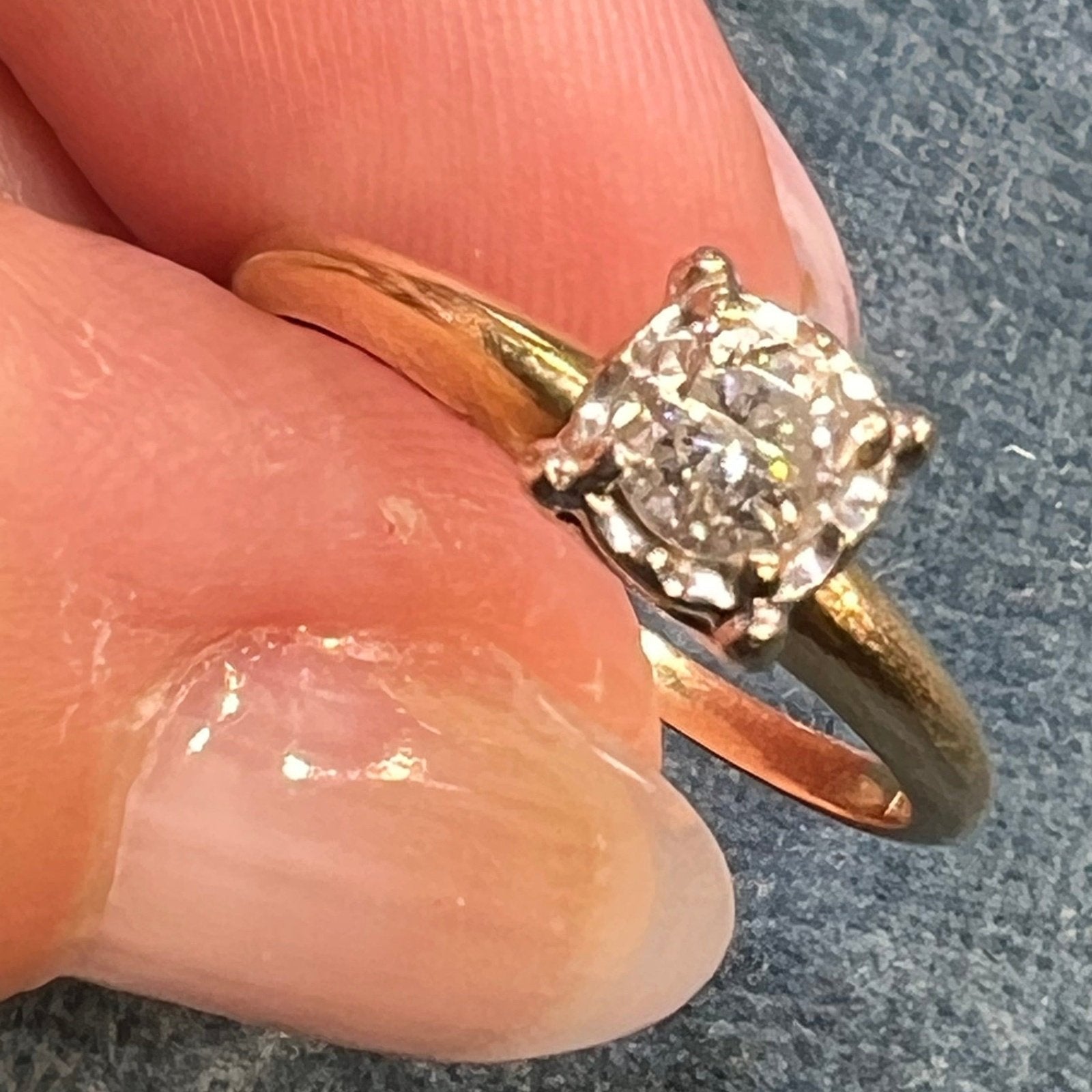 14k Gold Solitaire Diamond Engagement Ring. Classic Antique