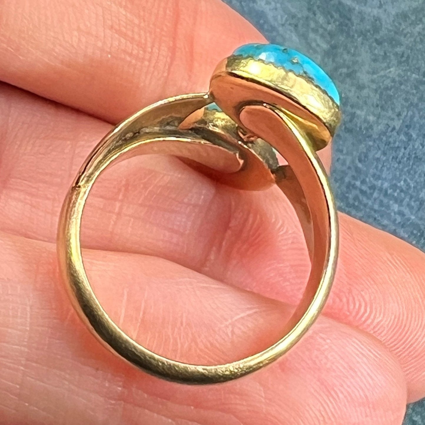 14k Gold Spiderweb Turquoise 2-Stone Ring. 3/4" Wide