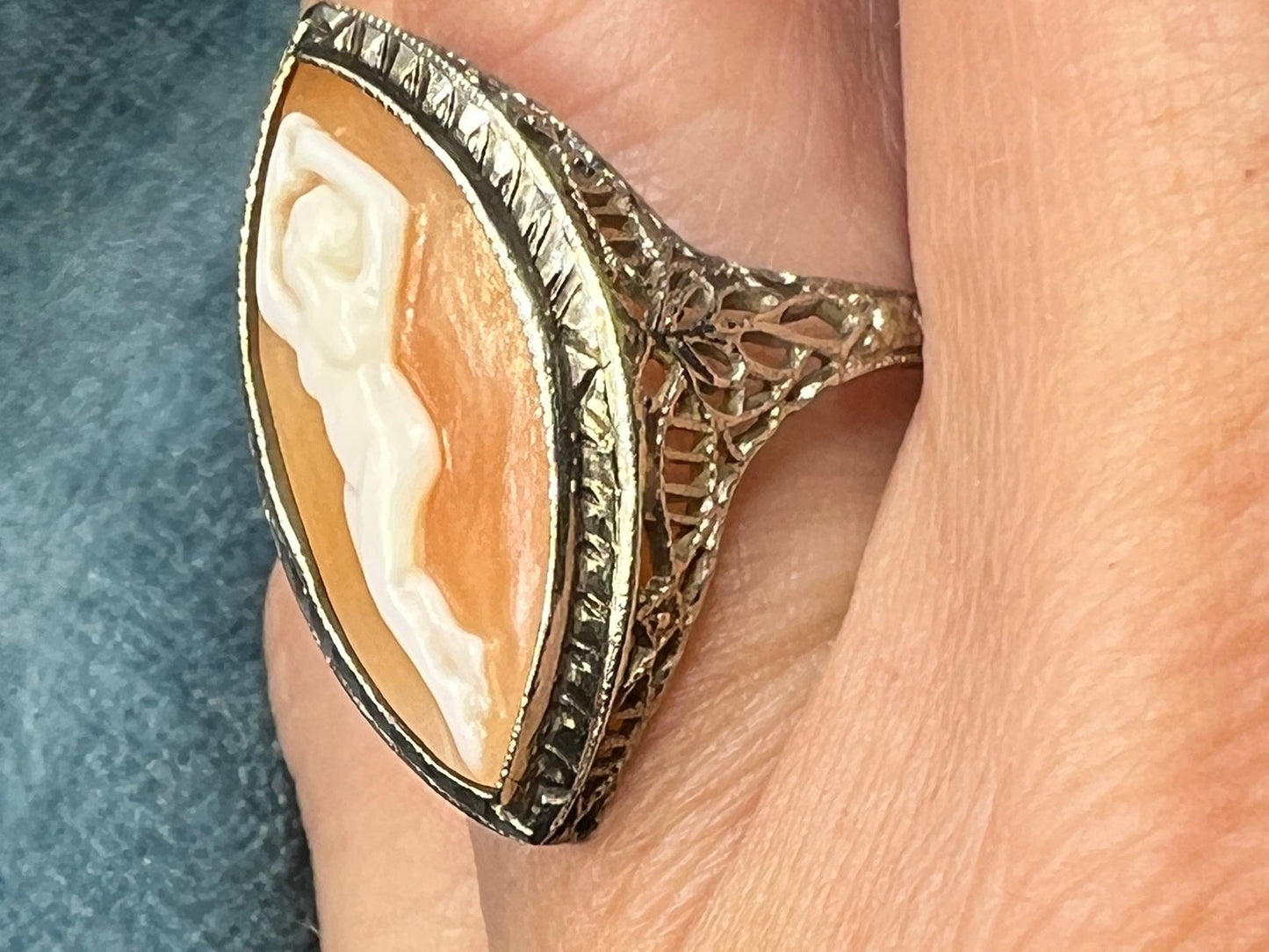 14k White Gold Cameo Nude Nymph Dancer Filigree Ring. 1" Marquise