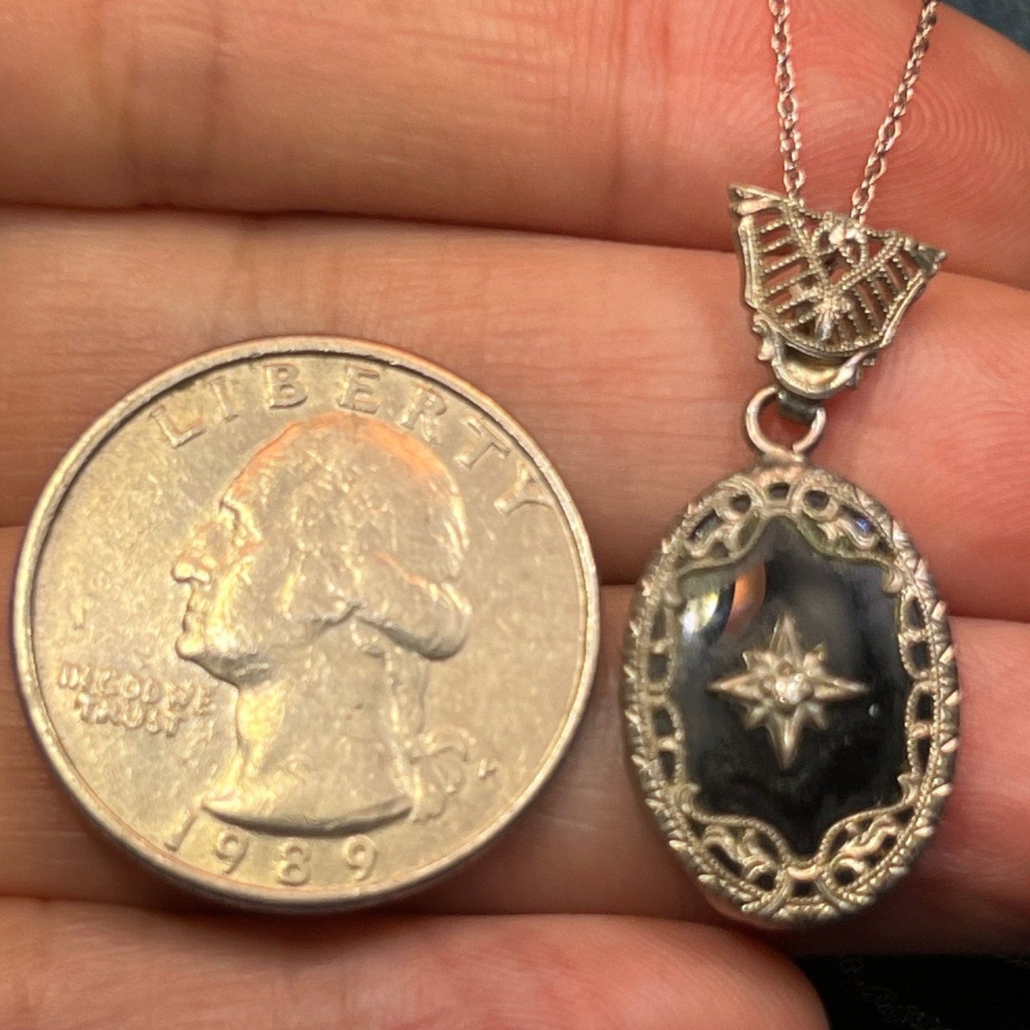 14k White Gold Onyx Pendant w Diamond. 18" Chain Necklace. Deco