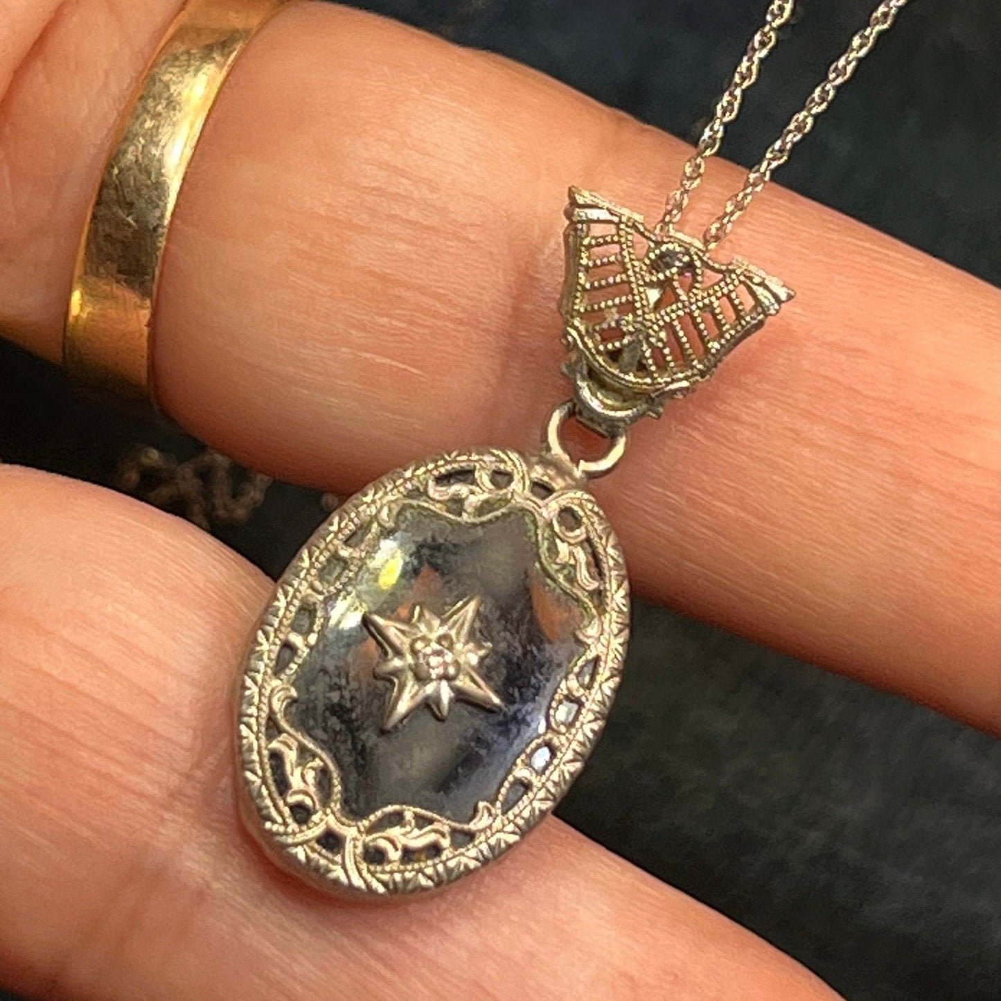 14k White Gold Onyx Pendant w Diamond. 18" Chain Necklace. Deco