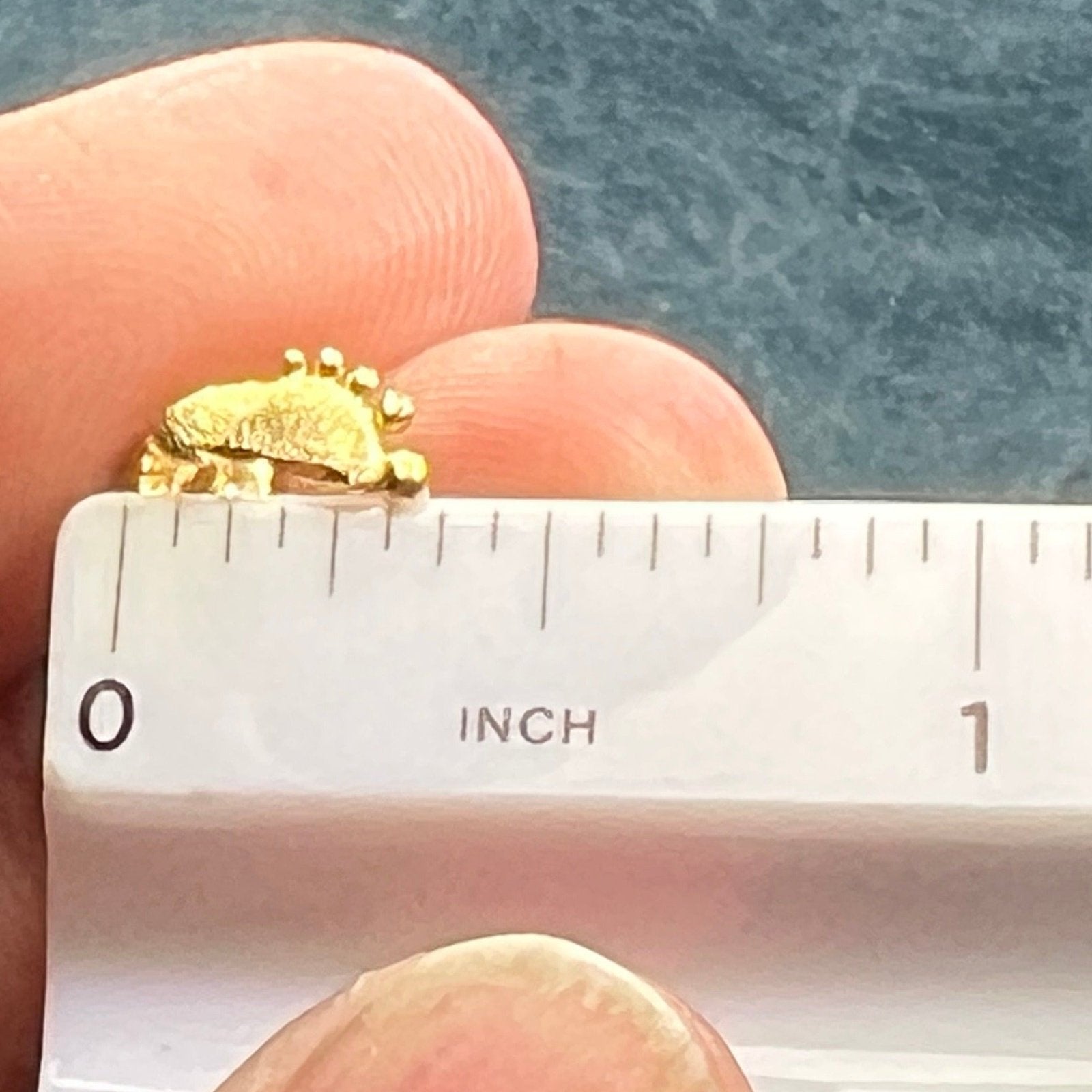 14k Yellow Gold 70's BAREFOOT Beach Sandy Toes Earrings. Tiny!