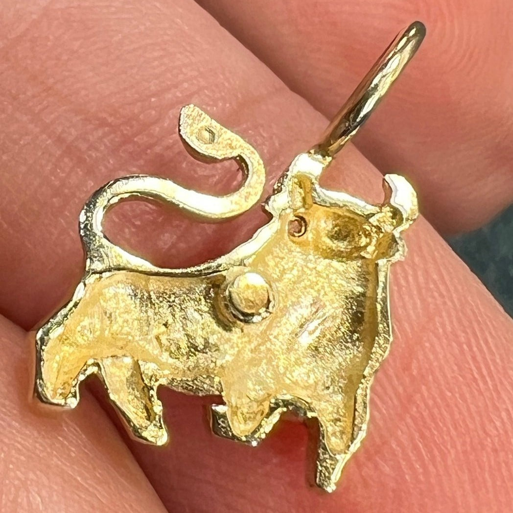 14k Yellow Gold BULL Pendant w Diamond Eye. Teeny!