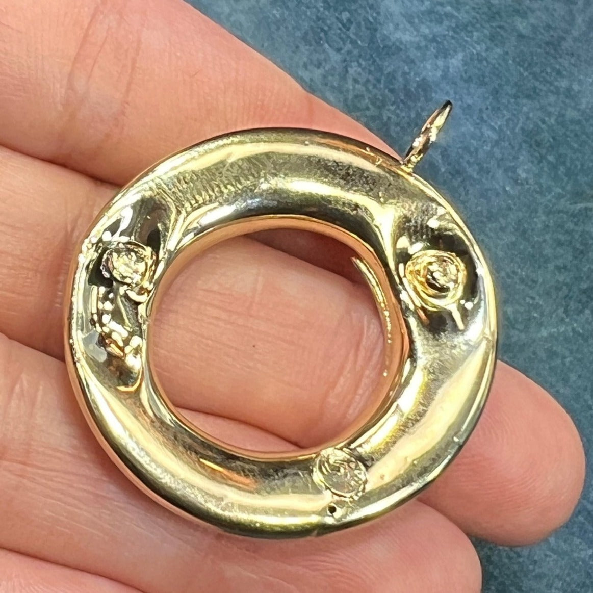 14k Yellow Gold Circle Pendant w Diamond Crescent Moon. 1.7" + 6g