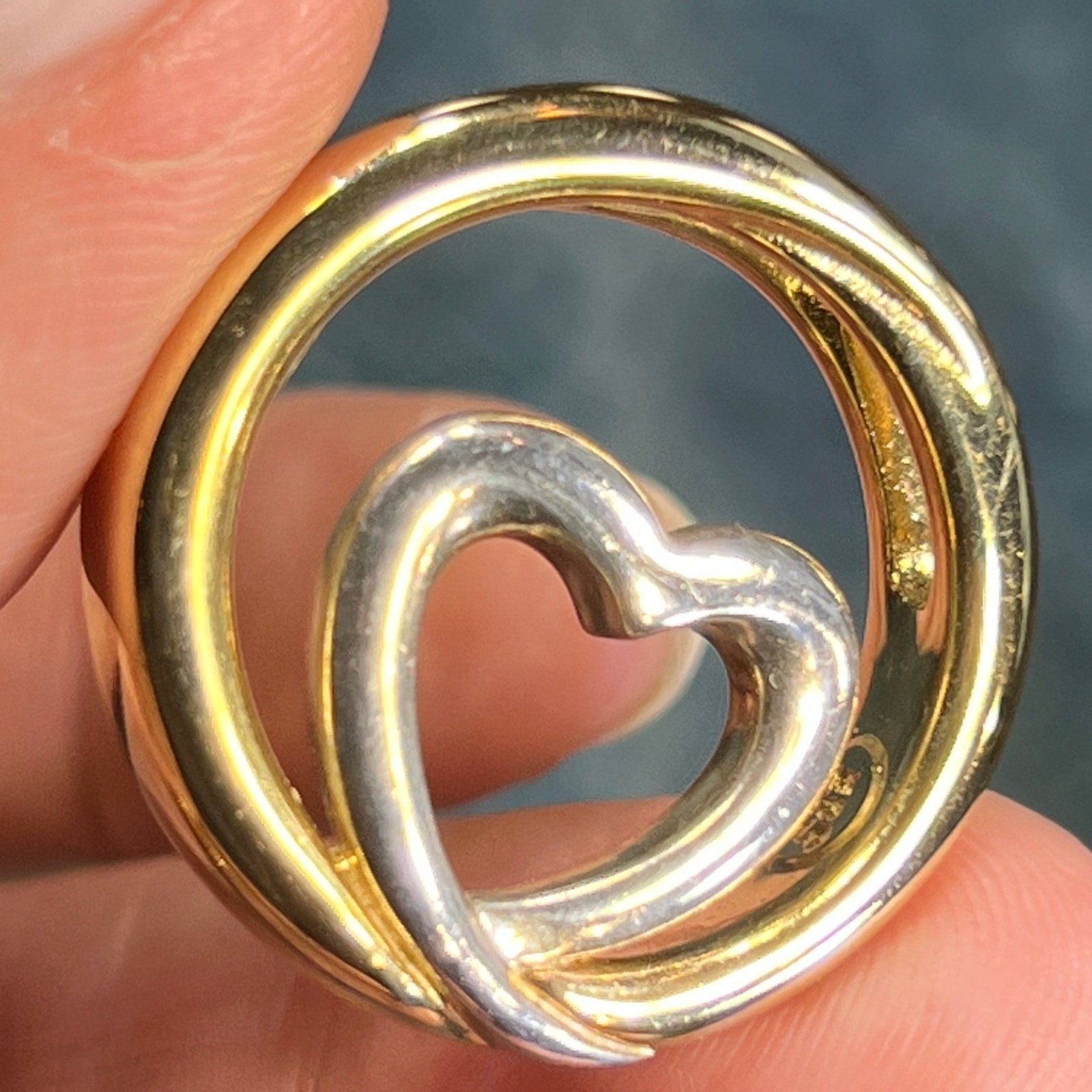 14k Yellow Gold Circle Slide Pendant w Silver Heart. 1"