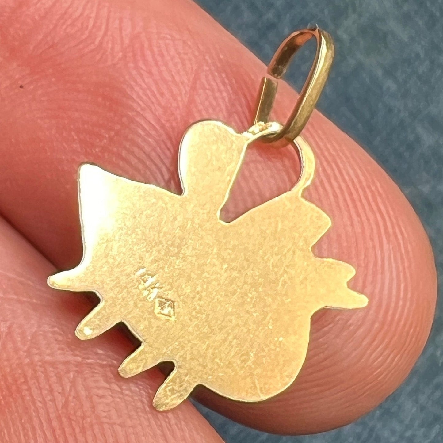 14k Yellow Gold Cranky Bumble Bee Pendant. Tiny!
