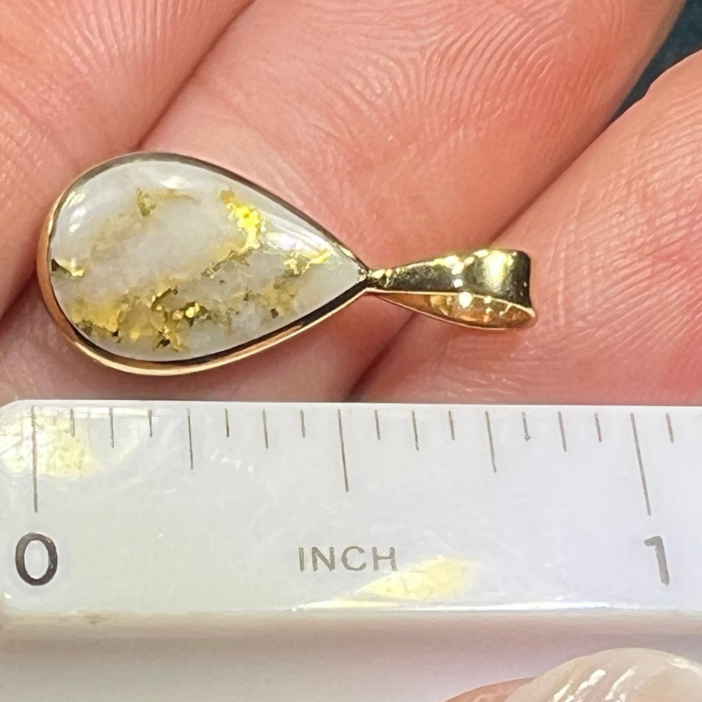 14k Yellow Gold Designer ALASKAN Gold Quartz Teardrop Pendant