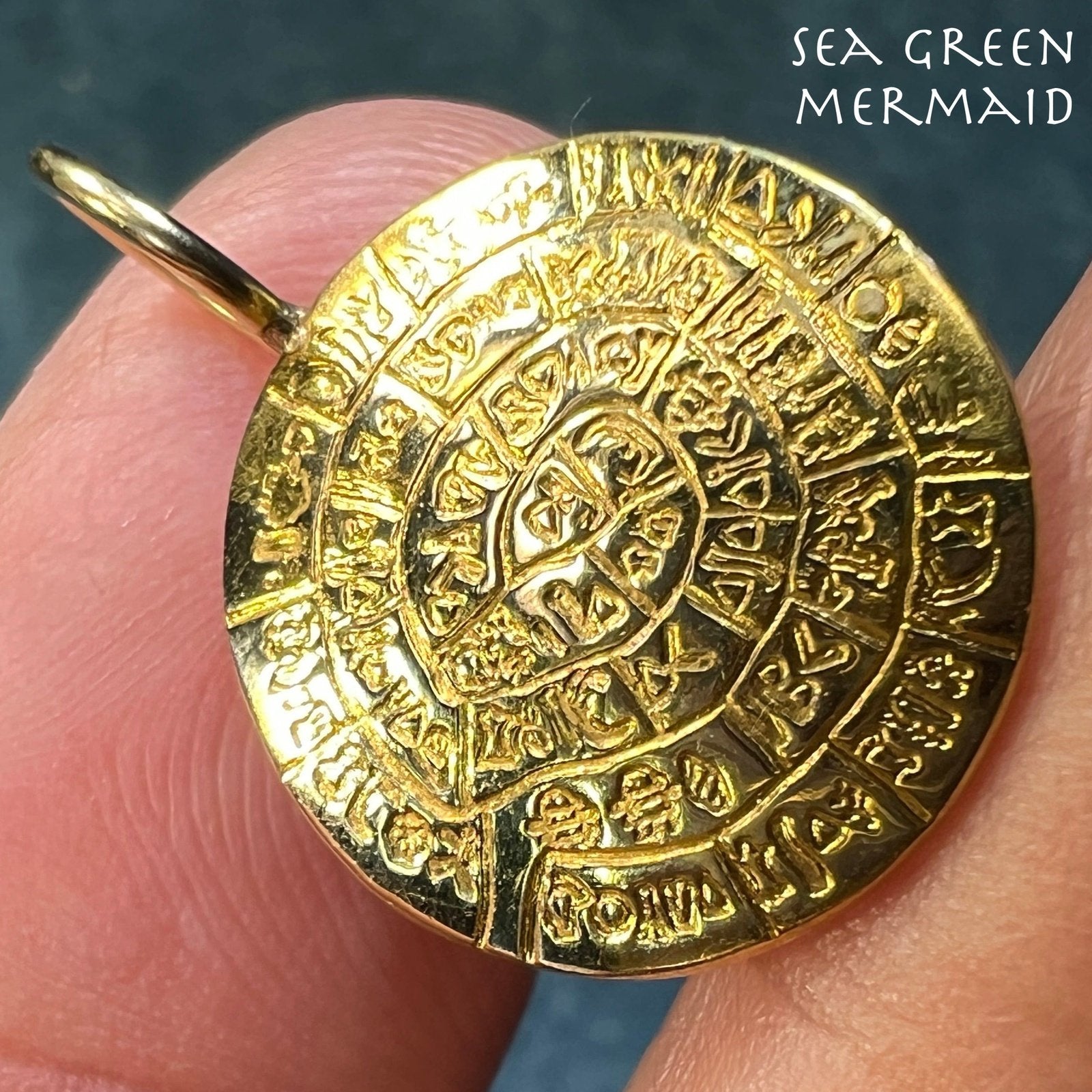 14k Yellow Gold Green Phaistos Domed Disk Pendant. Mystery