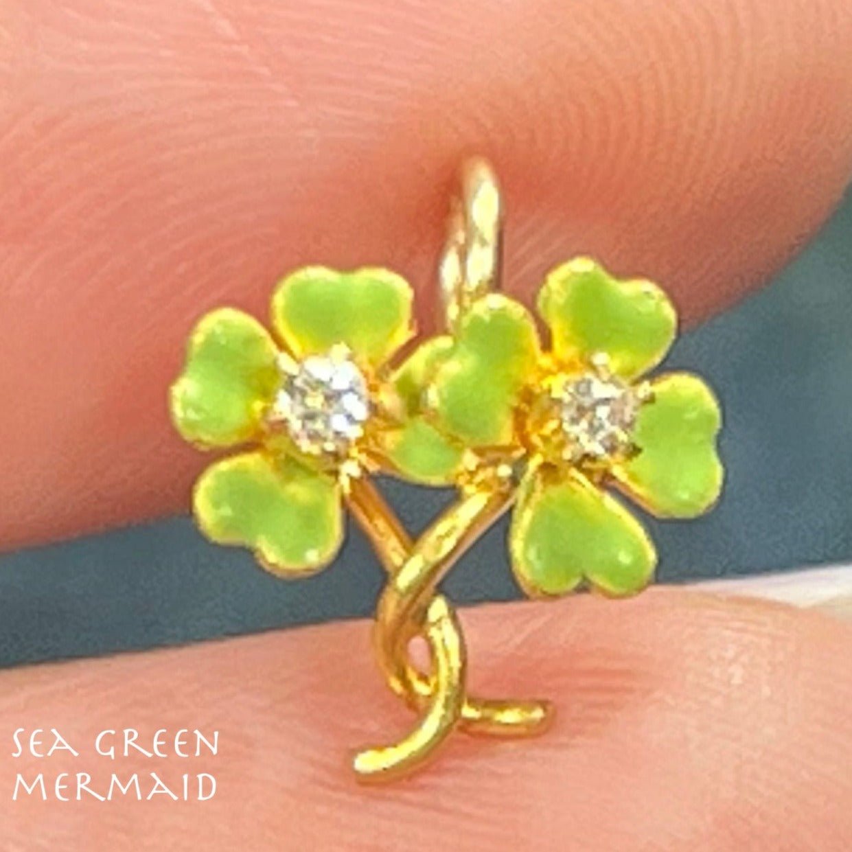 14k Yellow Gold Irish Lucky Shamrock Pendant w Diamonds. TINY!