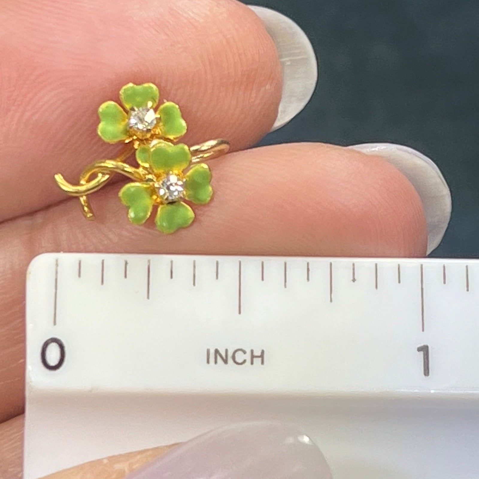14k Yellow Gold Irish Lucky Shamrock Pendant w Diamonds. TINY!