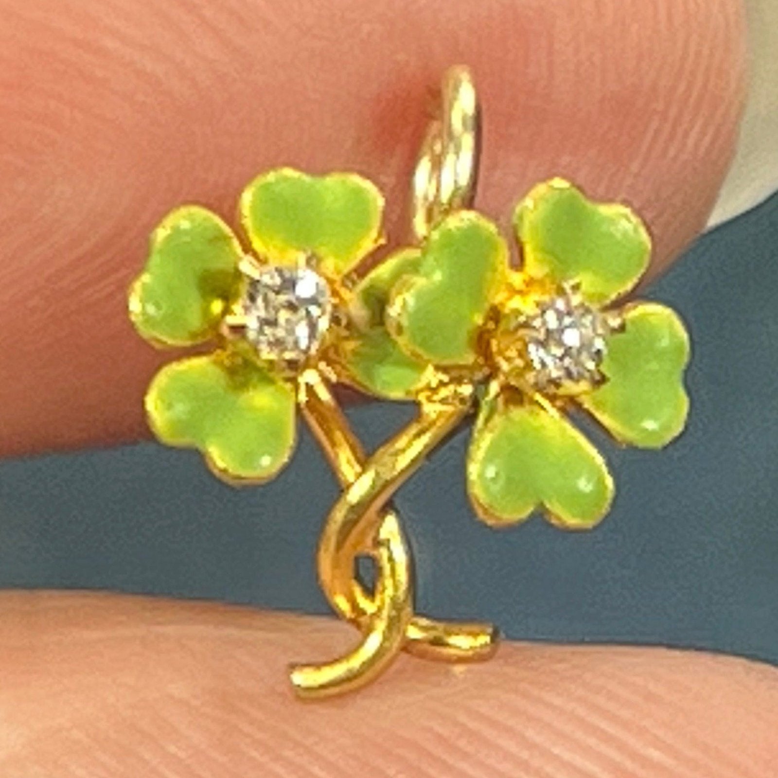 14k Yellow Gold Irish Lucky Shamrock Pendant w Diamonds. TINY!