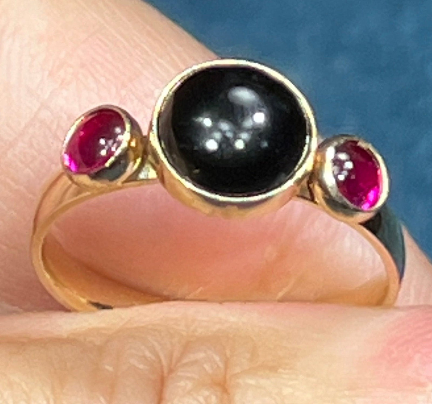 14k Yellow Gold Onyx + Pink Tourmaline Cabochon Ring. Bezel-Set