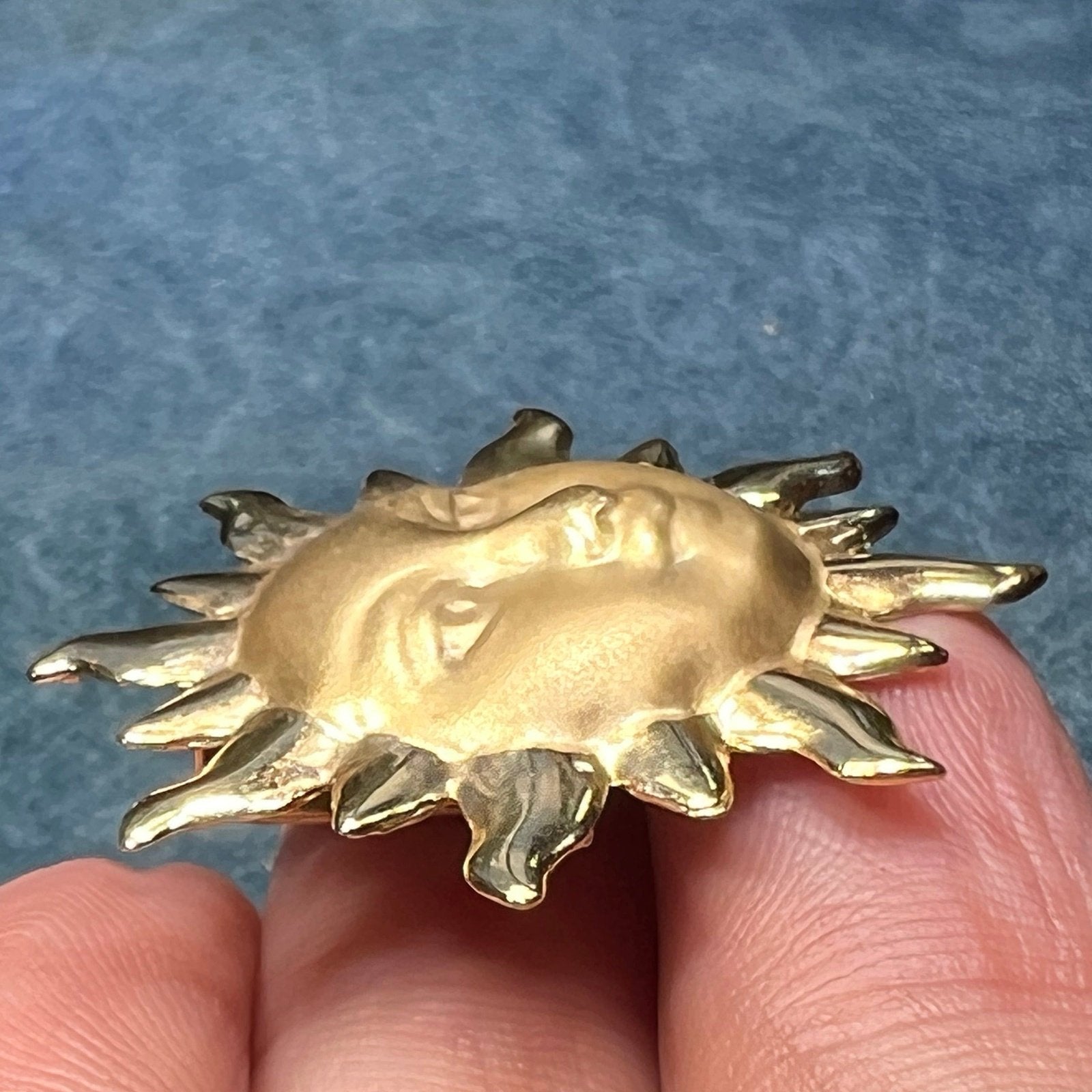 14k Yellow Gold Puffy Sun Burst Face Slide Pendant. 1.25" Medallion