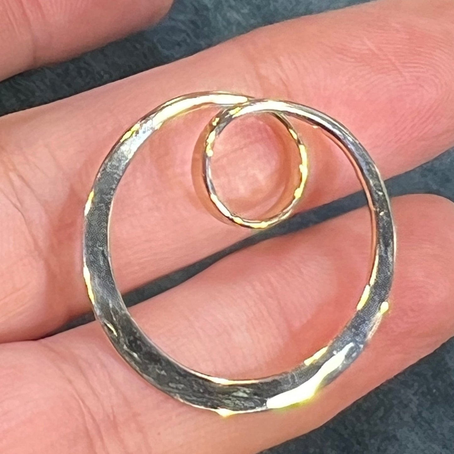 14k Yellow Hammered Gold Mobius Circle Pendant. 1"