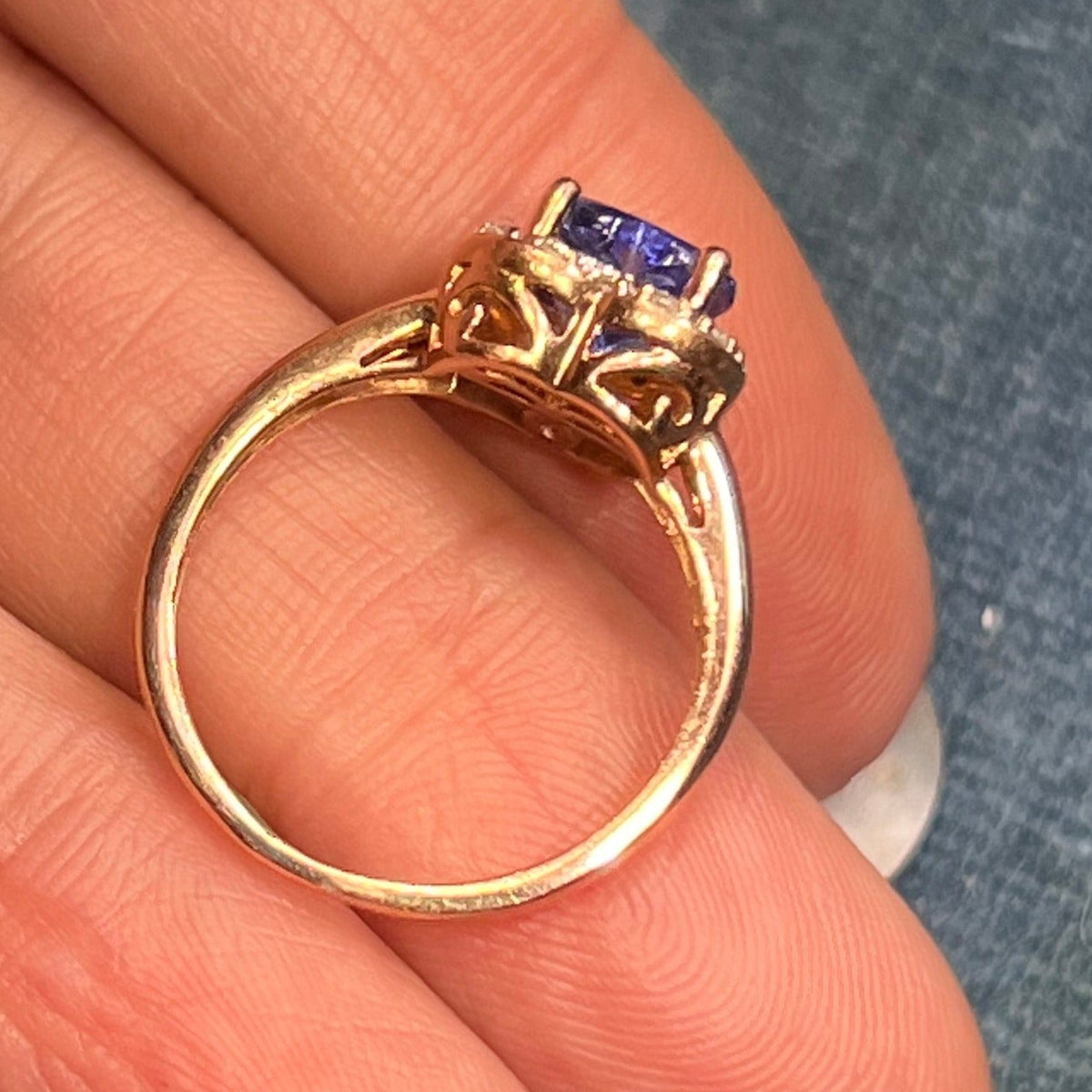 14k Gold 1.2 Ct Blueberry Tanzanite Heart & Diamond Halo Ring