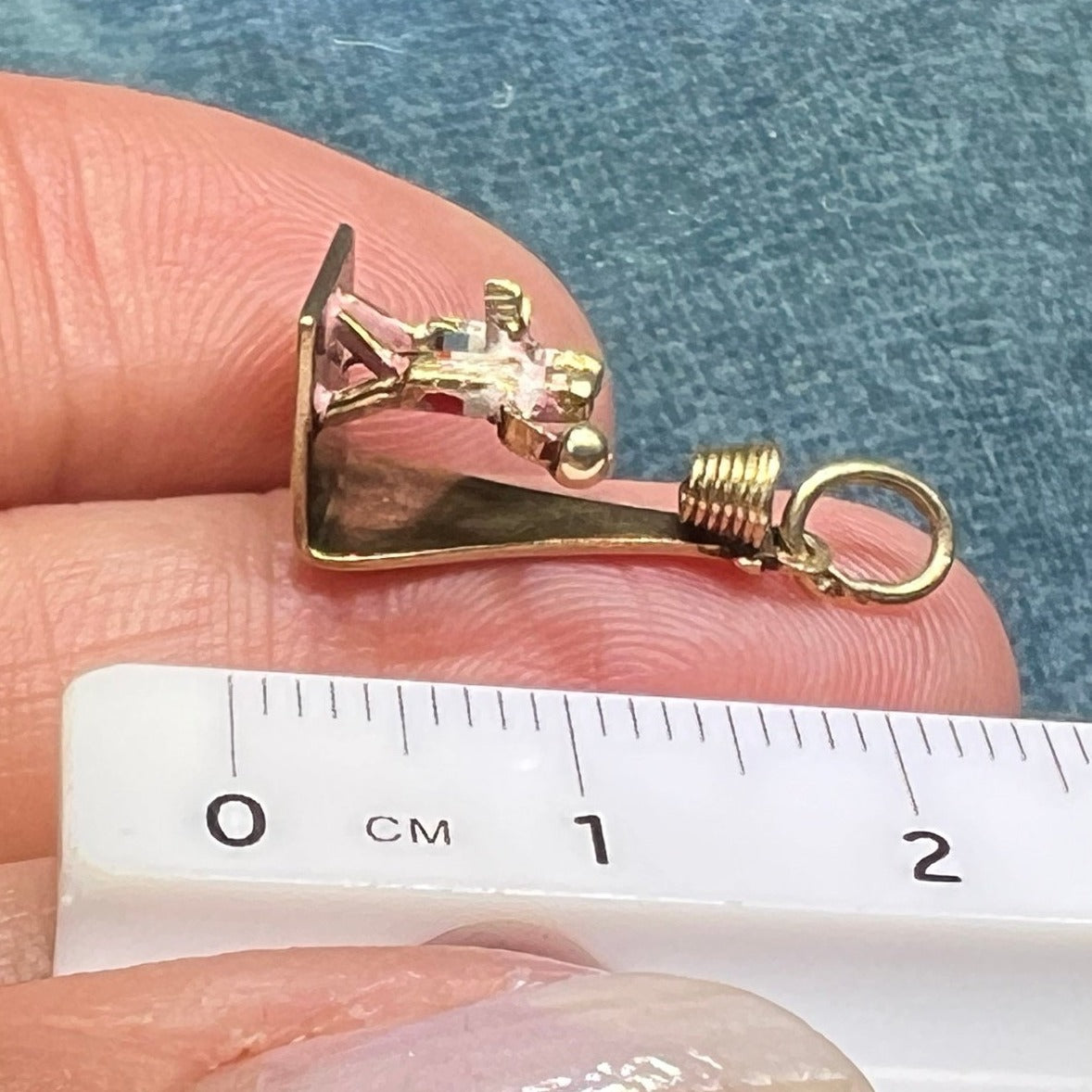 14k Gold 2 Tiny Basketball Players + Hoop Pendant. Enamel