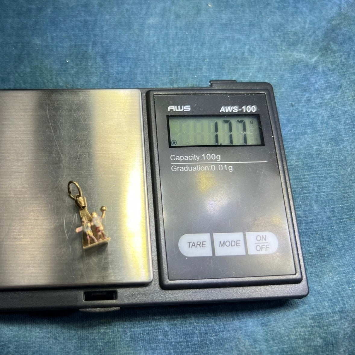 14k Gold 2 Tiny Basketball Players + Hoop Pendant. Enamel