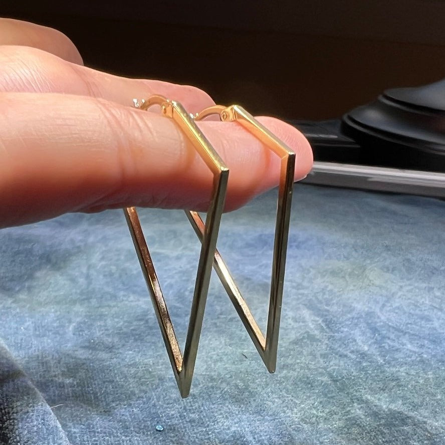 14k Gold Angled Geometric Diamond Shape Edgy Hoop Earrings. 2"