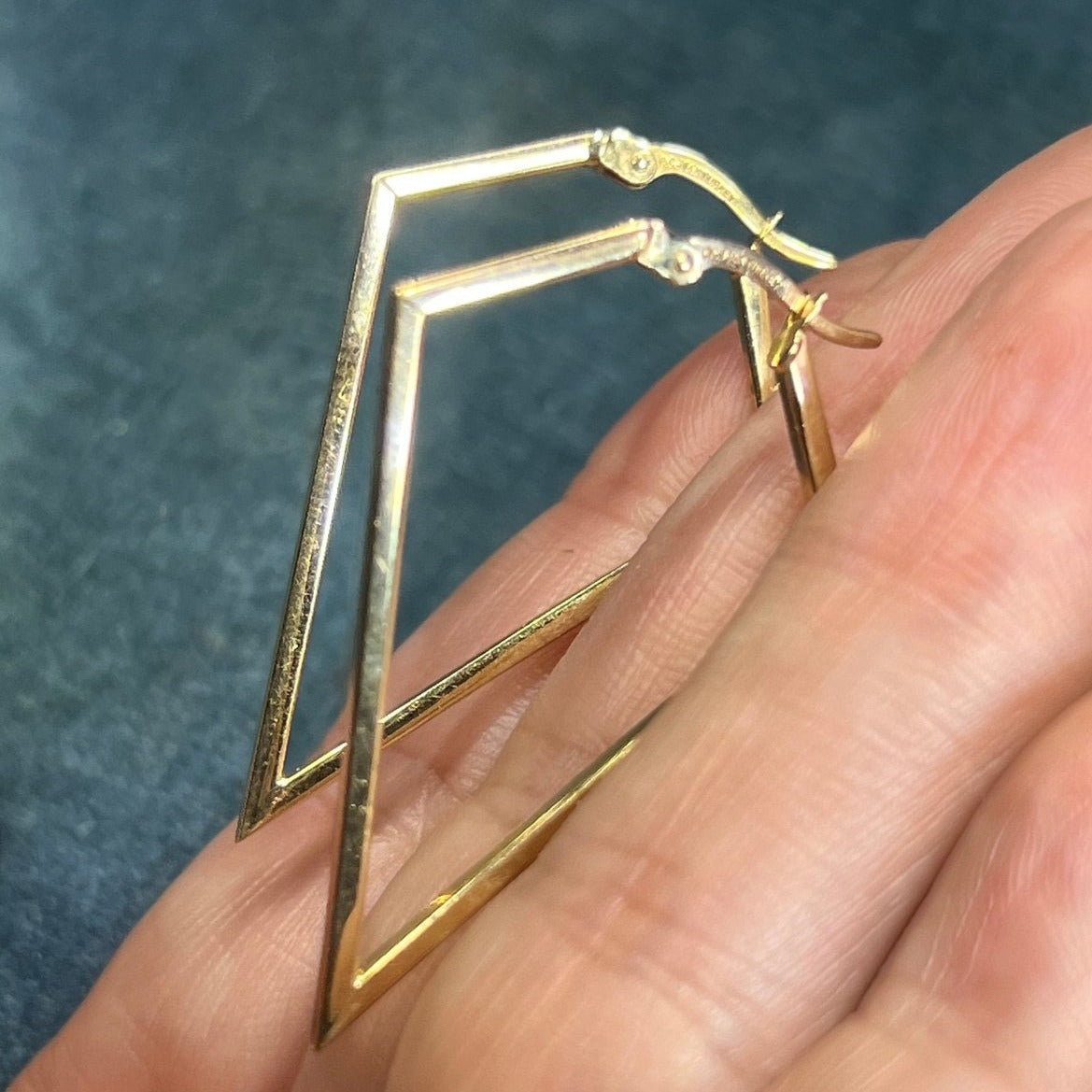 14k Gold Angled Geometric Diamond Shape Edgy Hoop Earrings. 2"