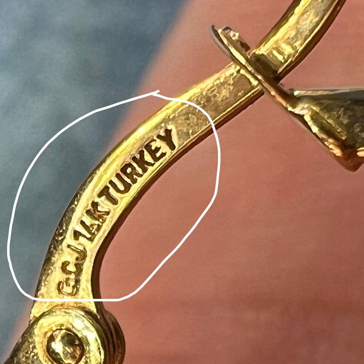 14k Gold Angled Geometric Diamond Shape Edgy Hoop Earrings. 2"