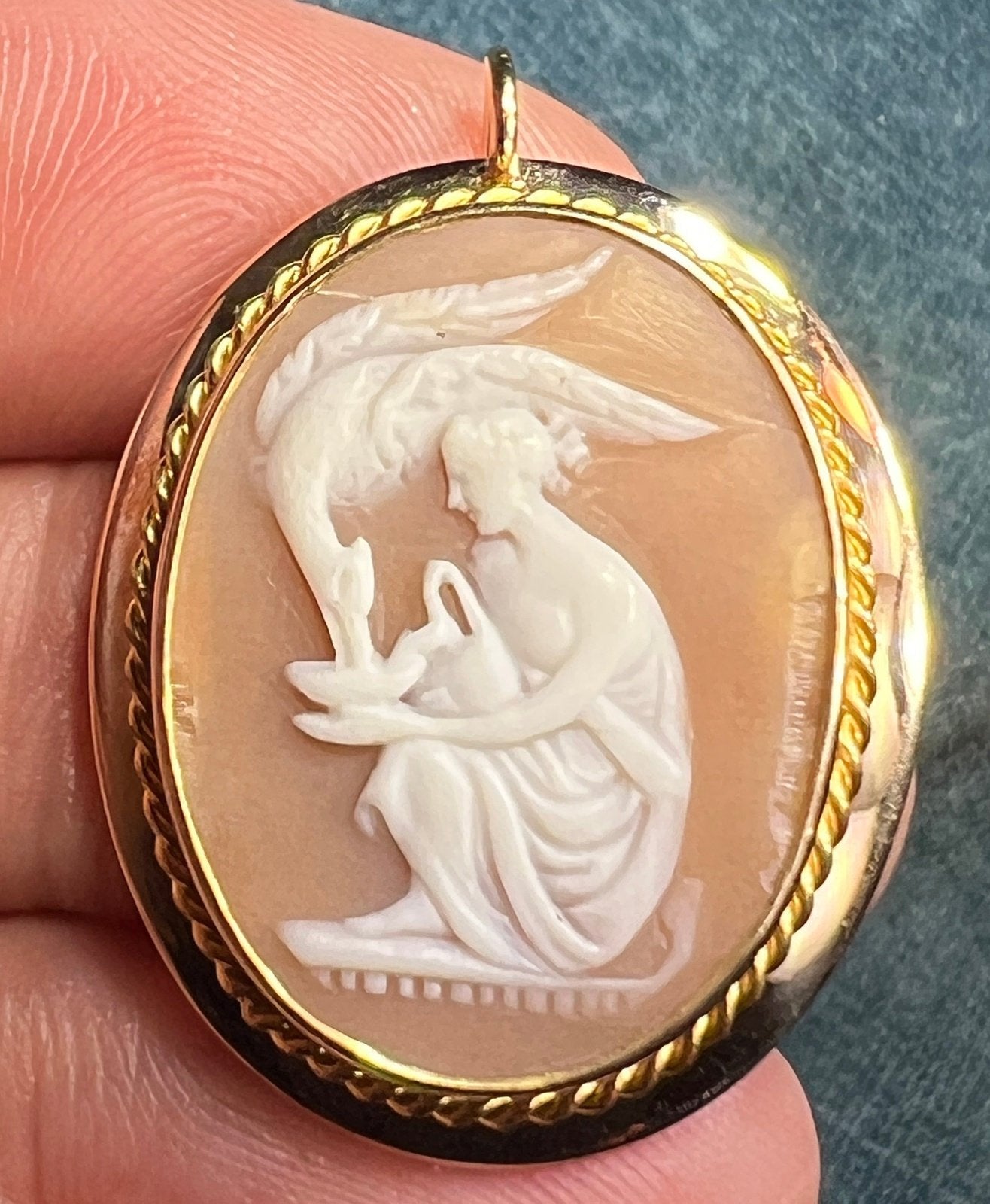 14k Gold Mythology Cameo Hebe Feeding Bird 1.3"