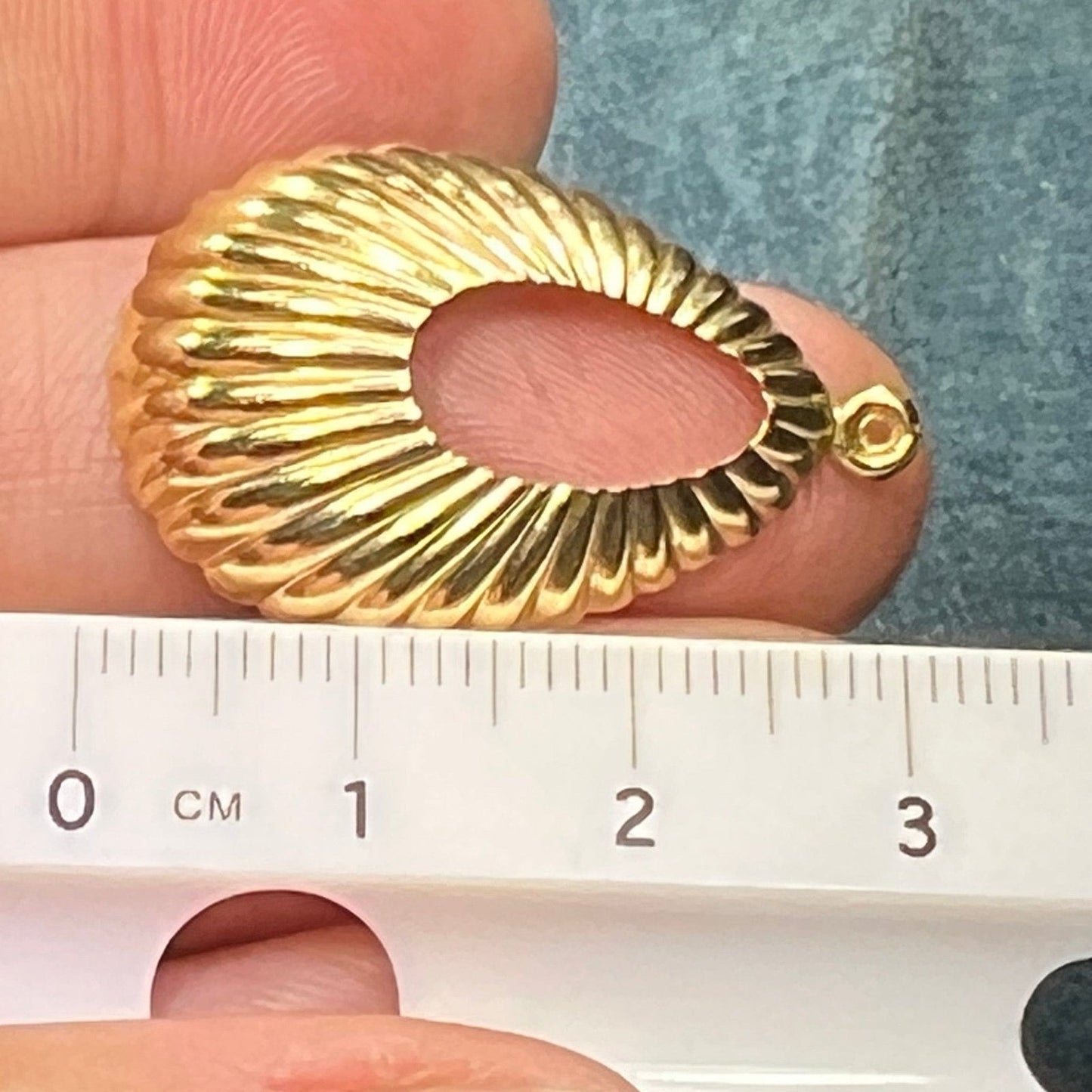 14k Gold Ribbed Shrimp Shell Earring Jacket Enhancers. 1.2" Teardrops