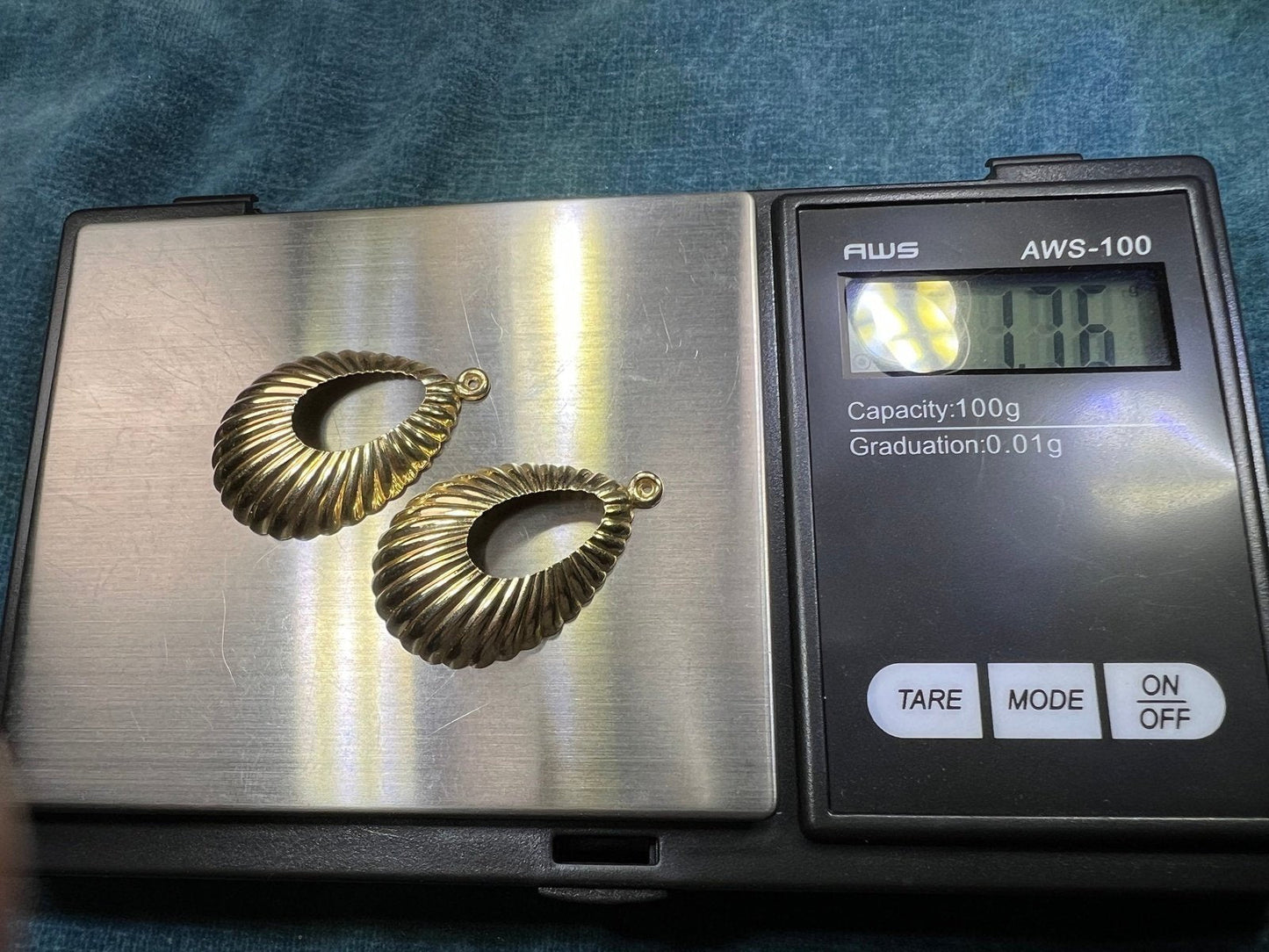 14k Gold Ribbed Shrimp Shell Earring Jacket Enhancers. 1.2" Teardrops