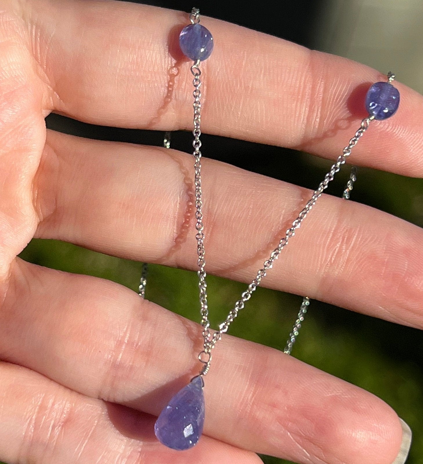 14k Gold Tanzanite Cabochon Necklace w Droplet Pendant. Periwinkle!