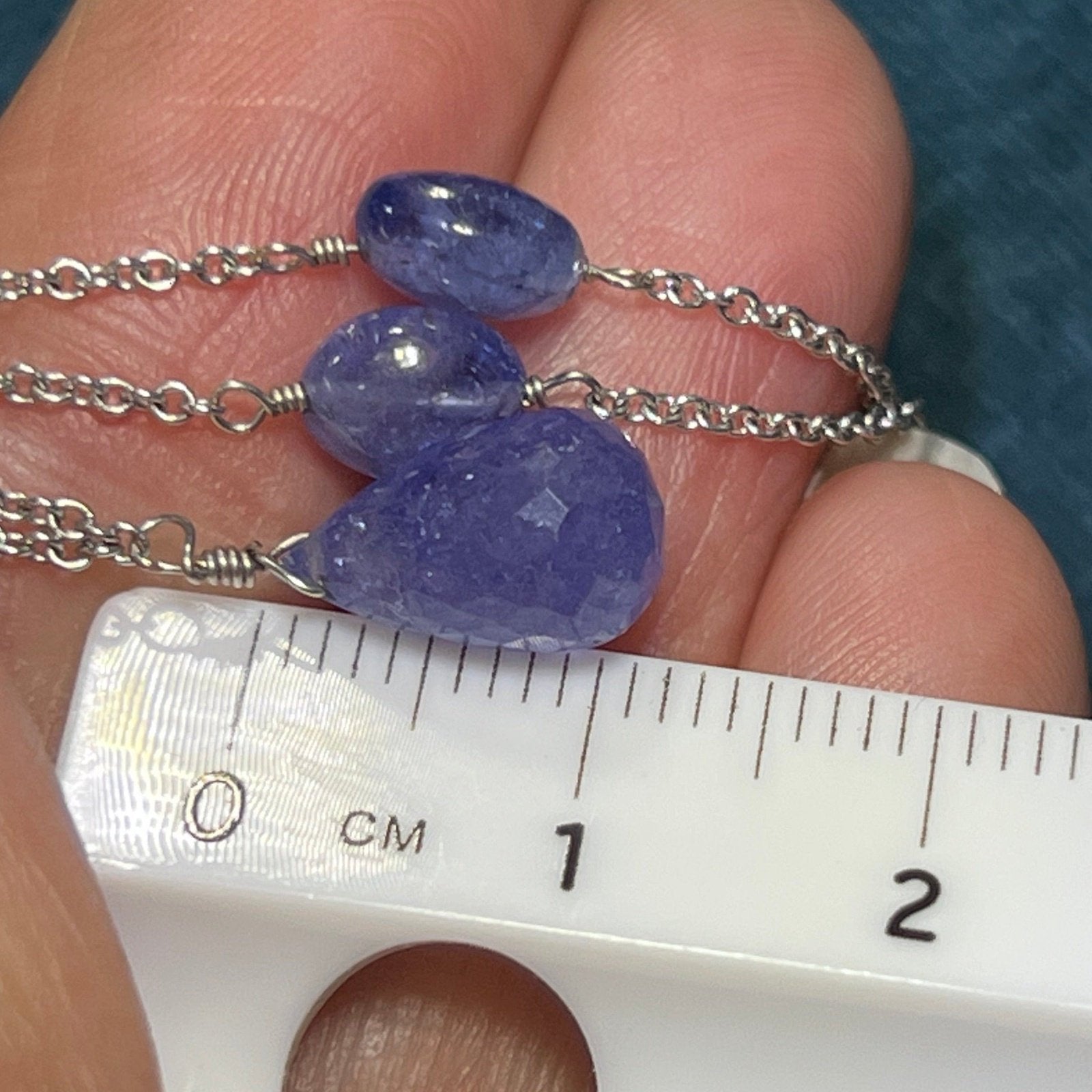 14k Gold Tanzanite Cabochon Necklace w Droplet Pendant. Periwinkle!