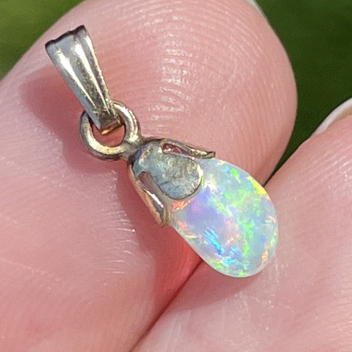 14k Tiny 1/2" DROPLET Australian Crystal Opal Pendant *VIDEO*