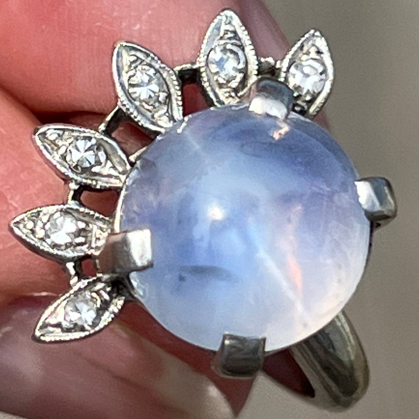 14k White Gold 8 Ct Lavender Gray Star Sapphire Ring w Diamond Halo *Video*